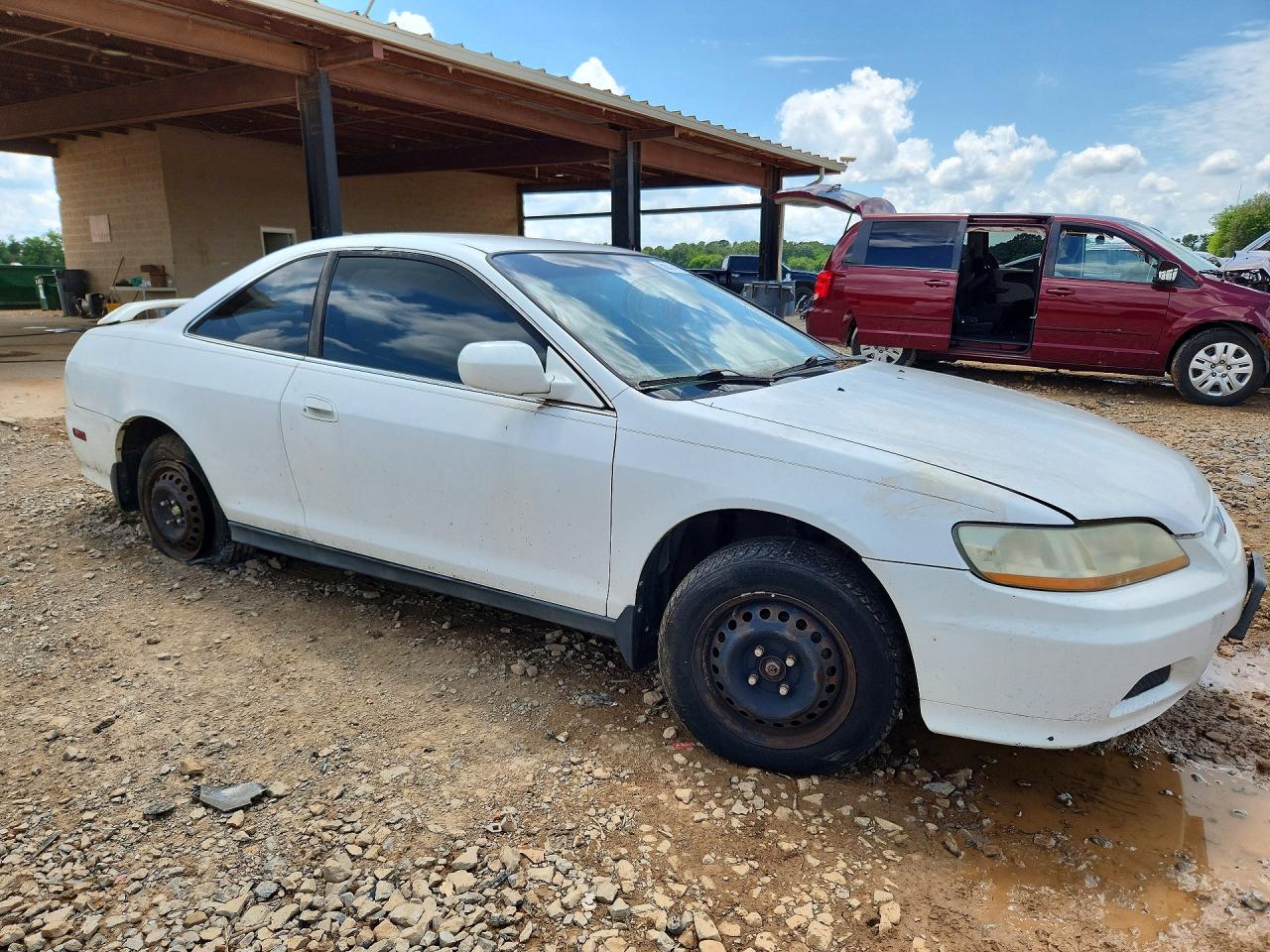 2002 Honda Accord Lx White vin: 1HGCG31412A026472