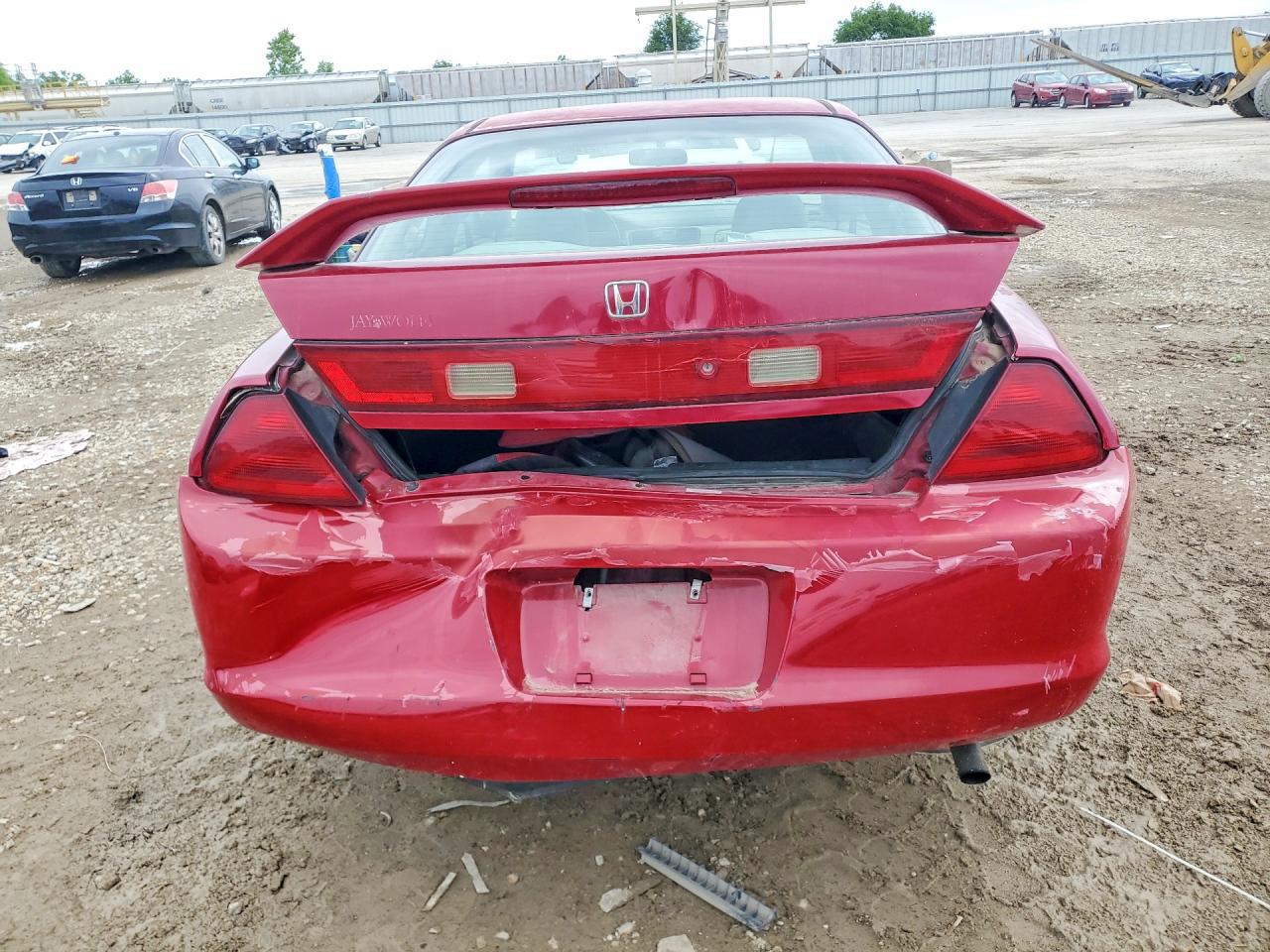 1998 Honda Accord Lx Red vin: 1HGCG3145WA013312