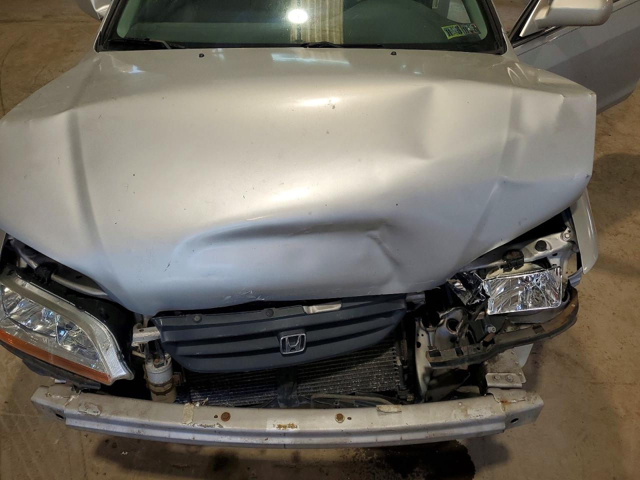 2000 Honda Accord Lx Серебряный vin: 1HGCG3145YA019680