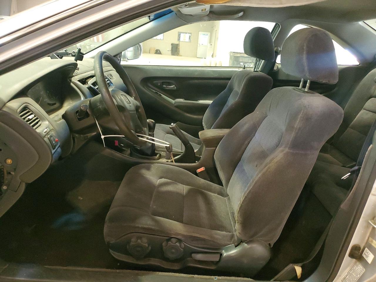 2000 Honda Accord Lx Серебряный vin: 1HGCG3145YA019680