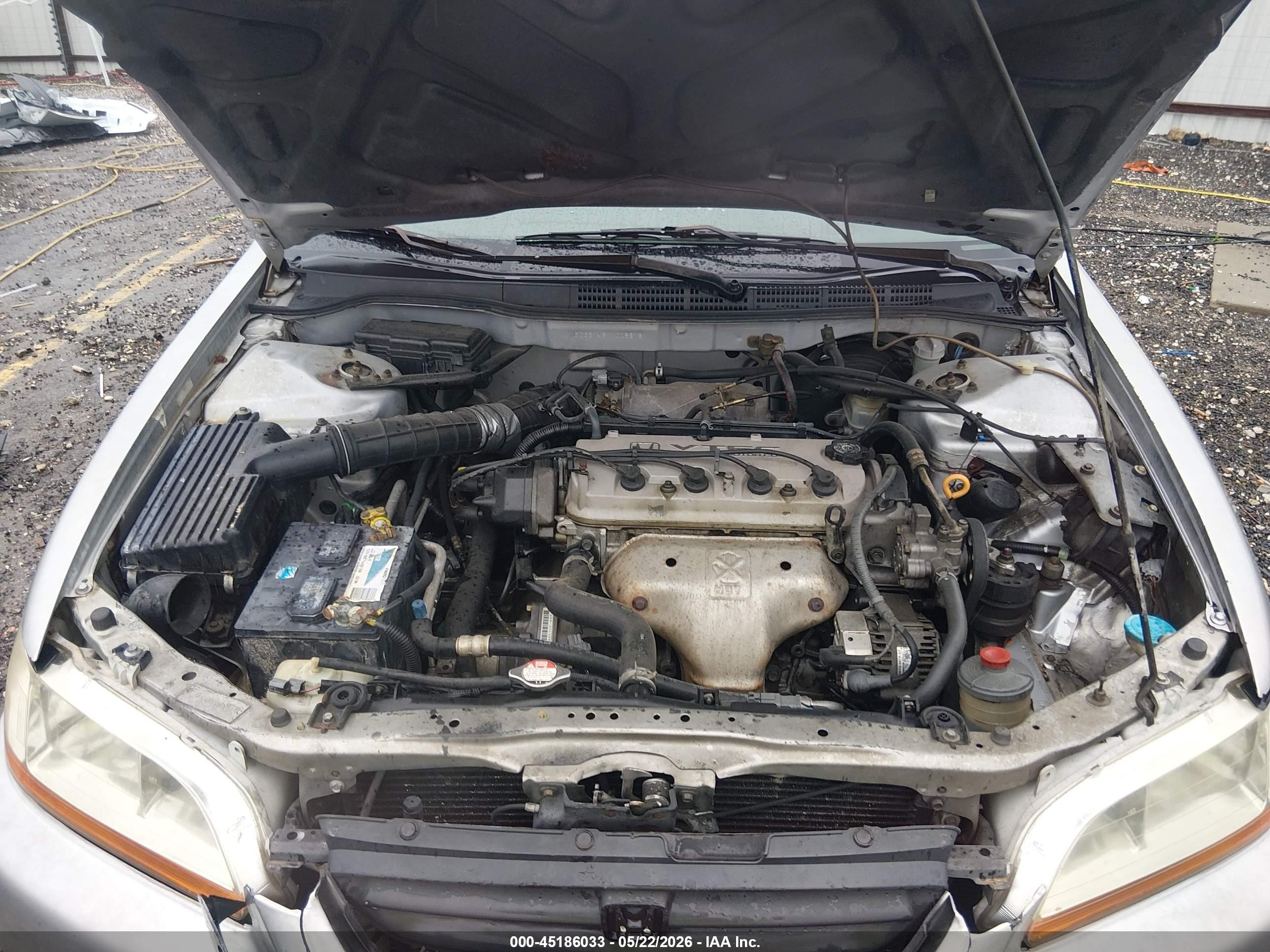 2000 Honda Accord 2.3 Lx Silver vin: 1HGCG3148YA008818