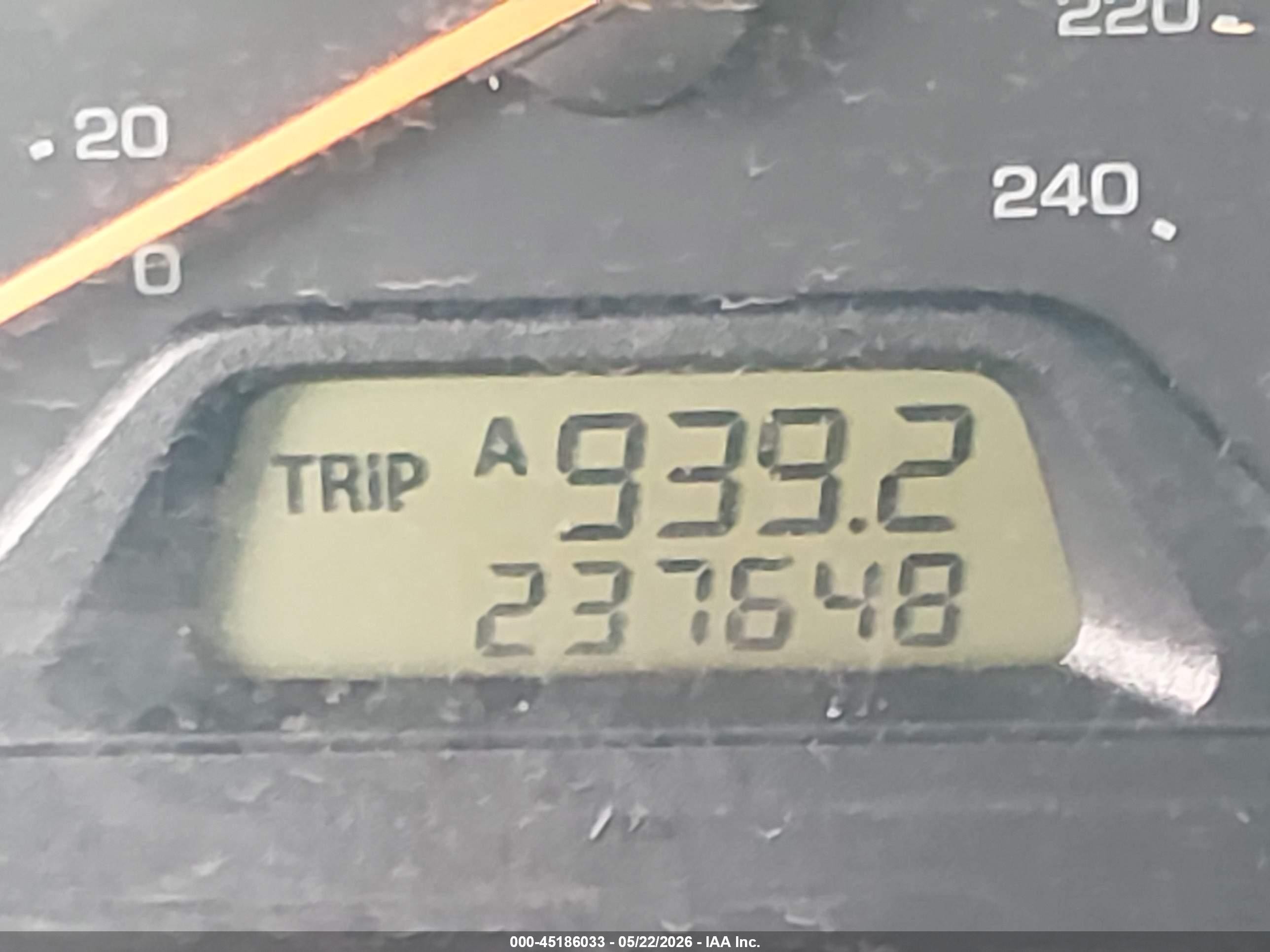 2000 Honda Accord 2.3 Lx Silver vin: 1HGCG3148YA008818