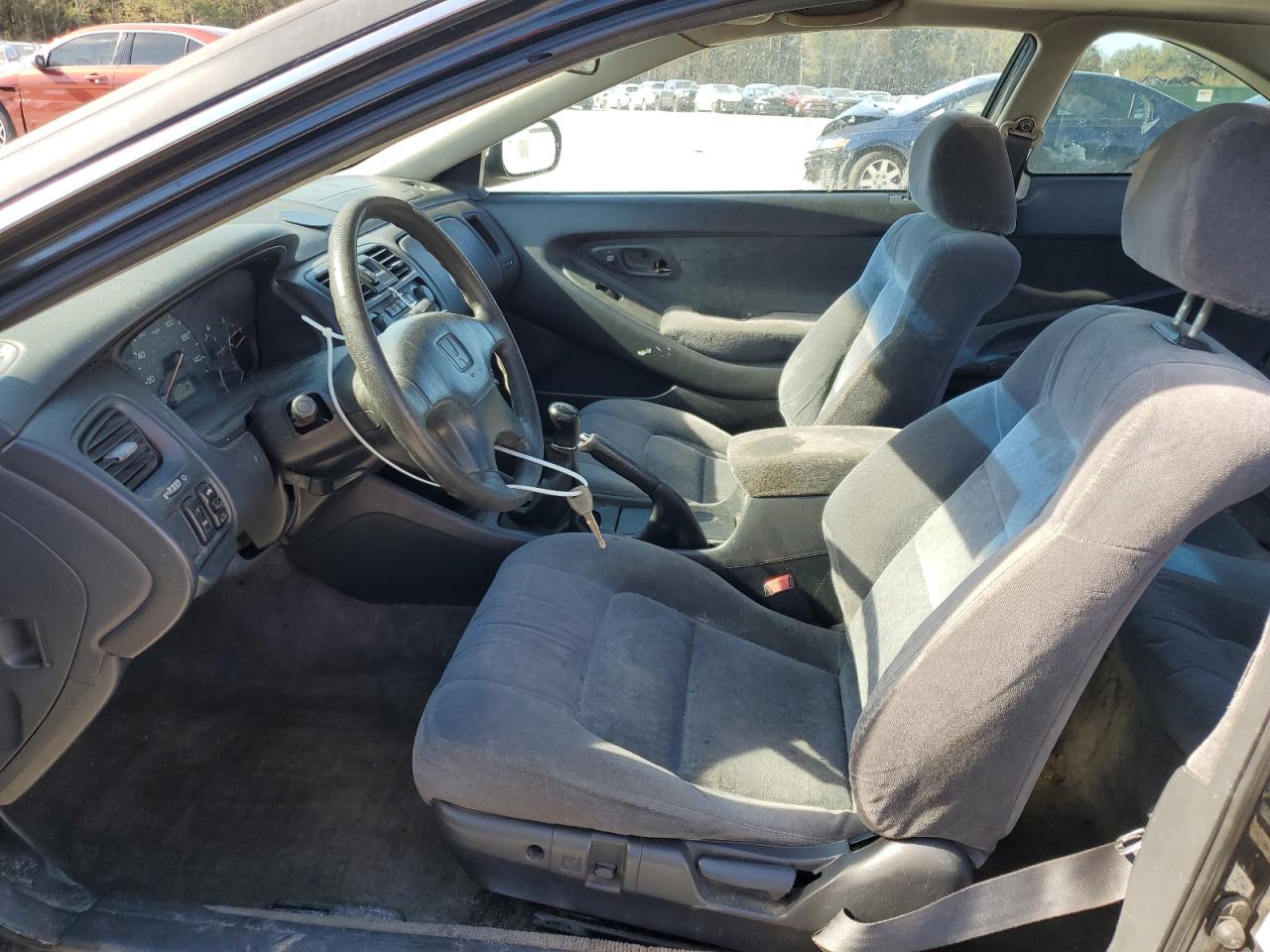 2000 Honda Accord Ex Black vin: 1HGCG3174YA002038