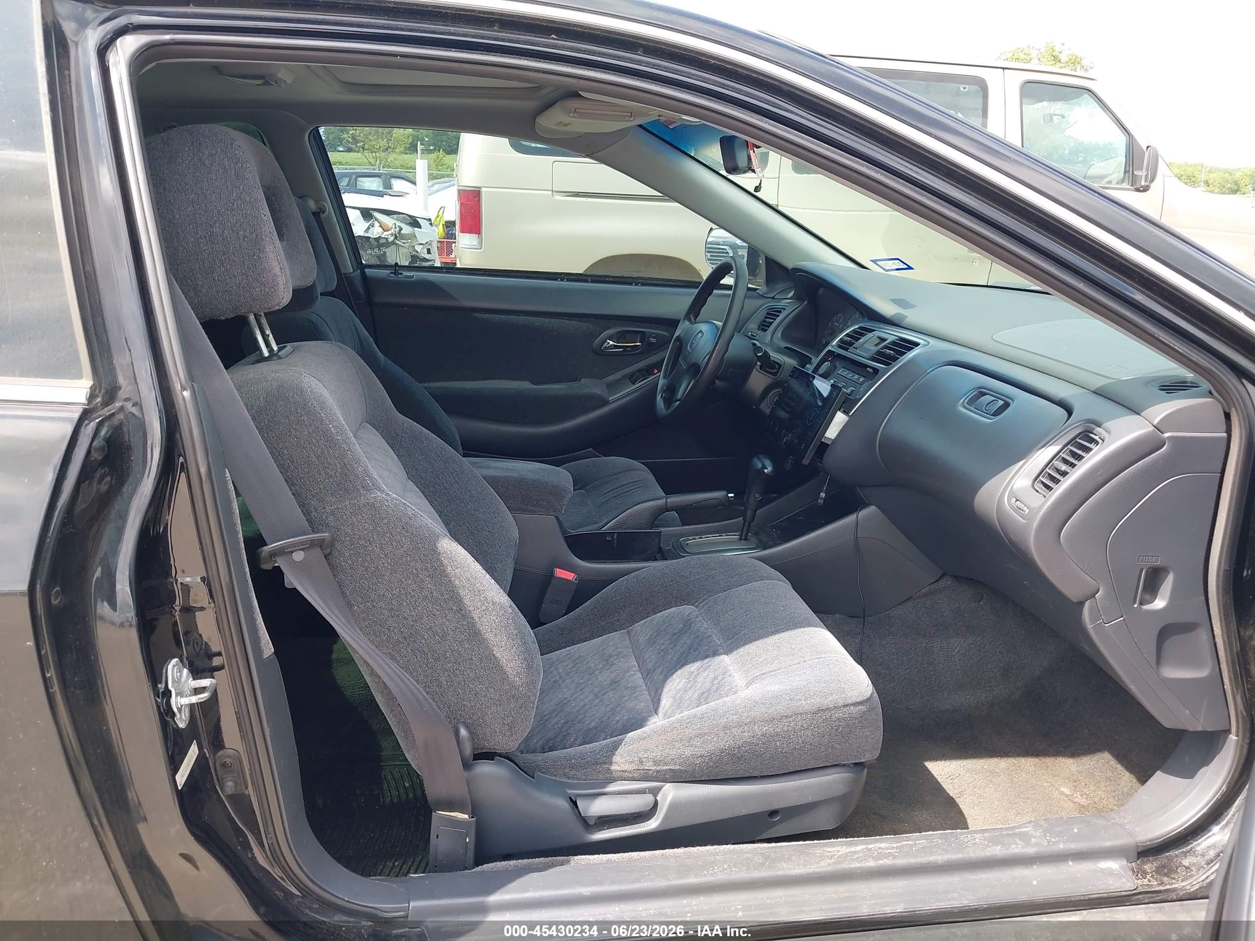 2002 Honda Accord 2.3 Se Black vin: 1HGCG32092A036372