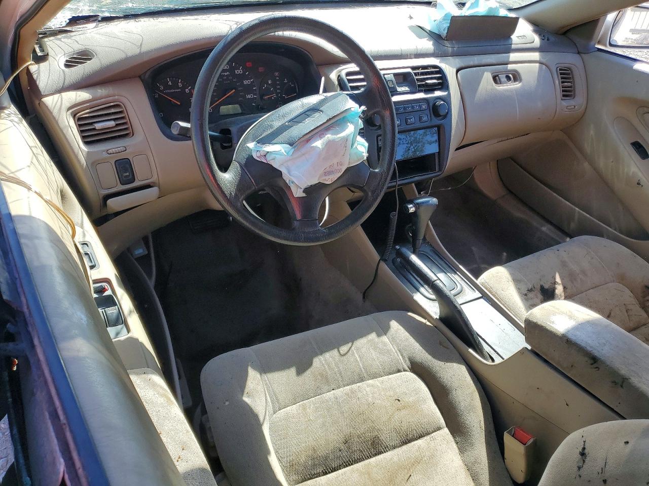 1998 Honda Accord Lx White vin: 1HGCG3240WA007898