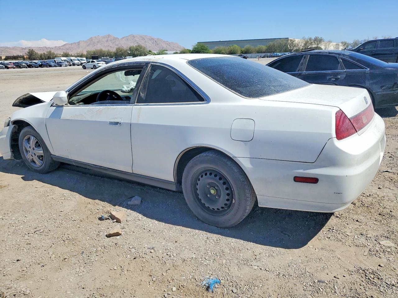 2001 Honda Accord Lx White vin: 1HGCG32471A032421