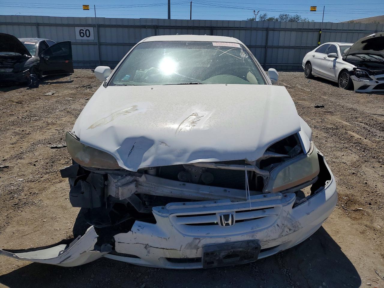 2001 Honda Accord Lx White vin: 1HGCG32471A032421