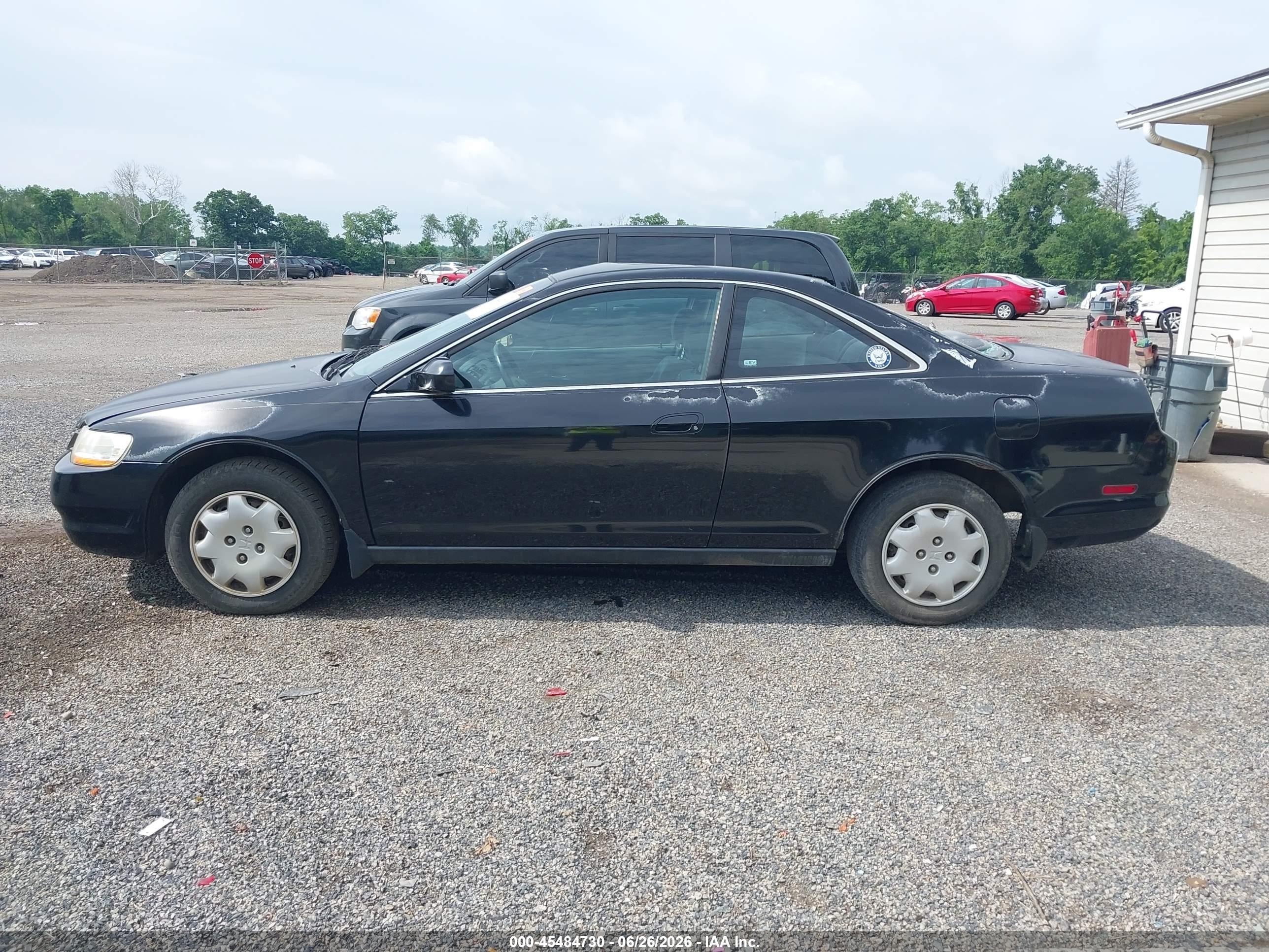 1998 Honda Accord Lx Black vin: 1HGCG3247WA006148