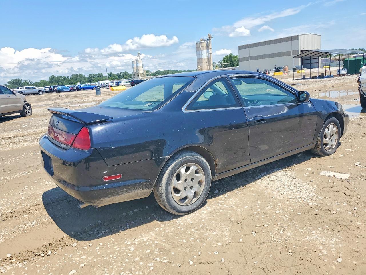 2000 Honda Accord Ex Black vin: 1HGCG3257YA004976