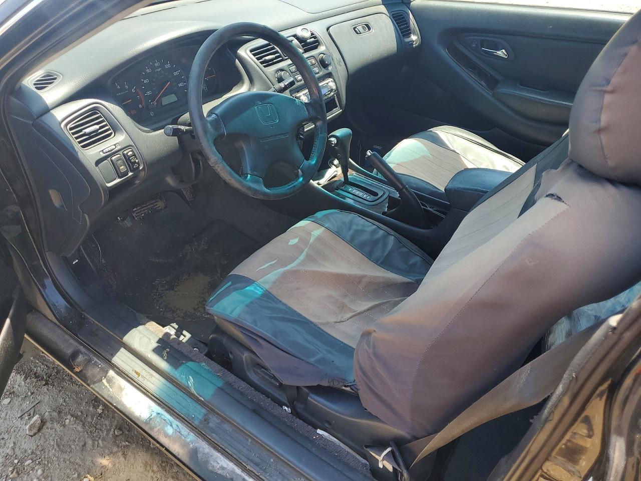 2000 Honda Accord Ex Black vin: 1HGCG3257YA004976