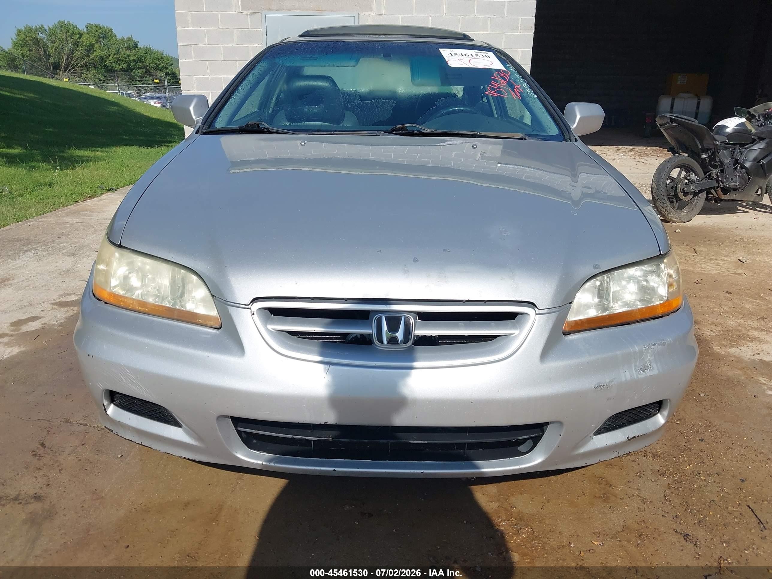 2002 Honda Accord 2.3 Ex Silver vin: 1HGCG32592A003075