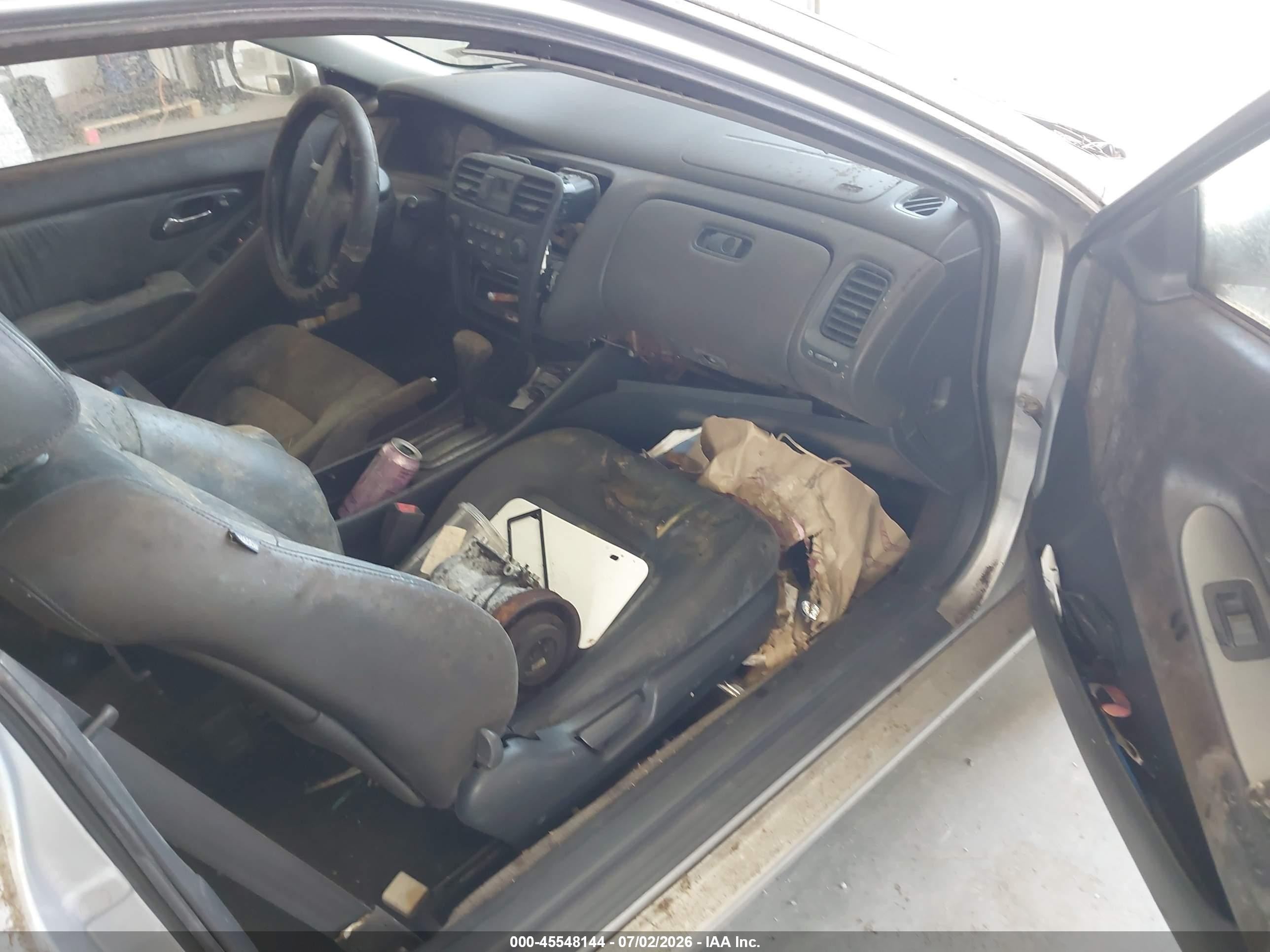 2002 Honda Accord 2.3 Ex Silver vin: 1HGCG32722A035559