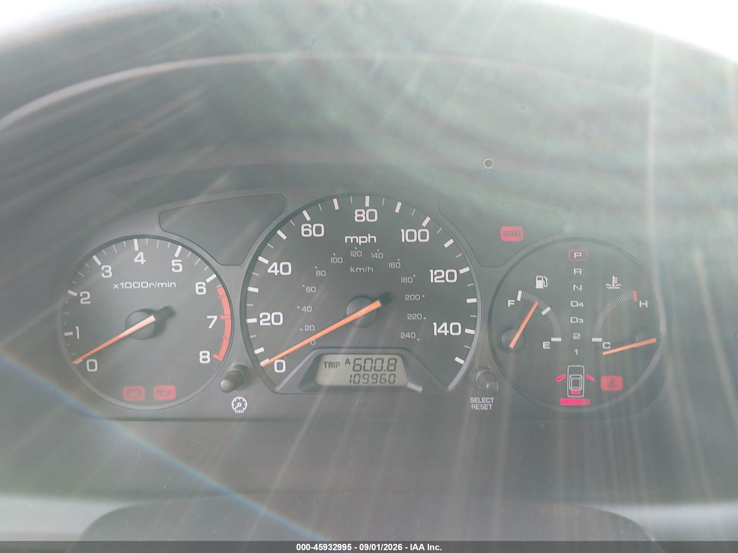 2000 Honda Accord 2.3 Ex Silver vin: 1HGCG3272YA026451
