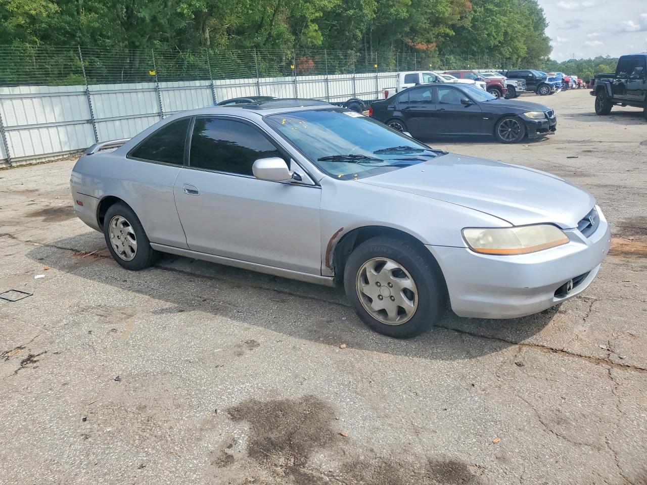 2000 Honda Accord Ex Silver vin: 1HGCG3273YA033828