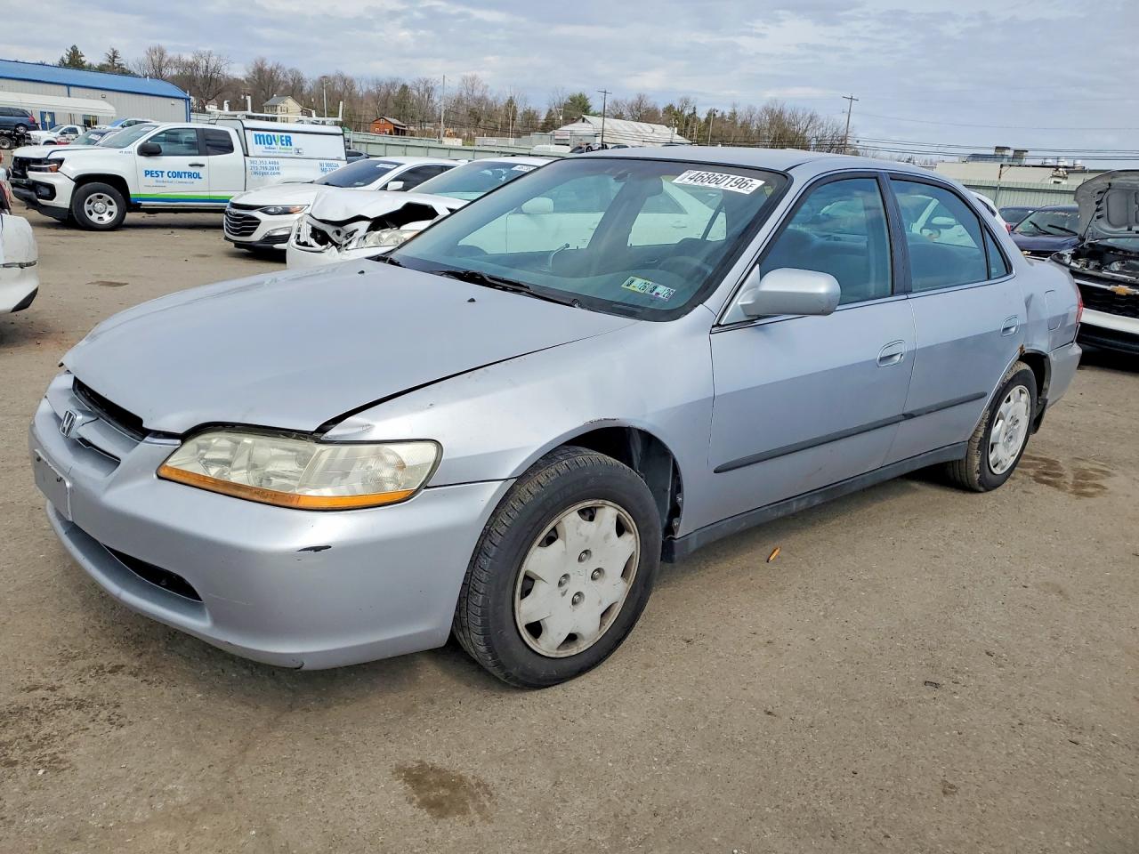 1998 Honda Accord Lx Silver vin: 1HGCG5541WA040464