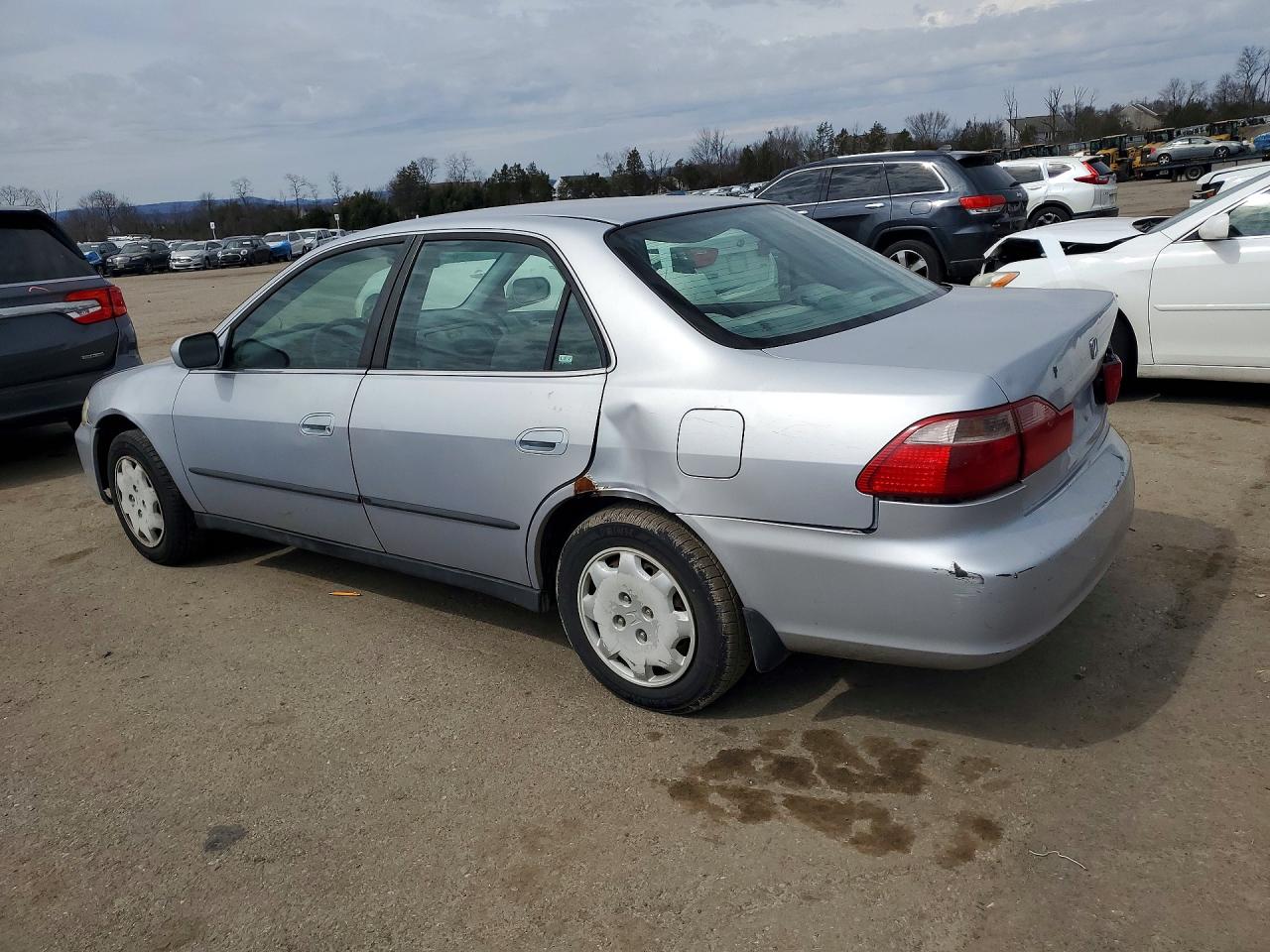 1998 Honda Accord Lx Silver vin: 1HGCG5541WA040464