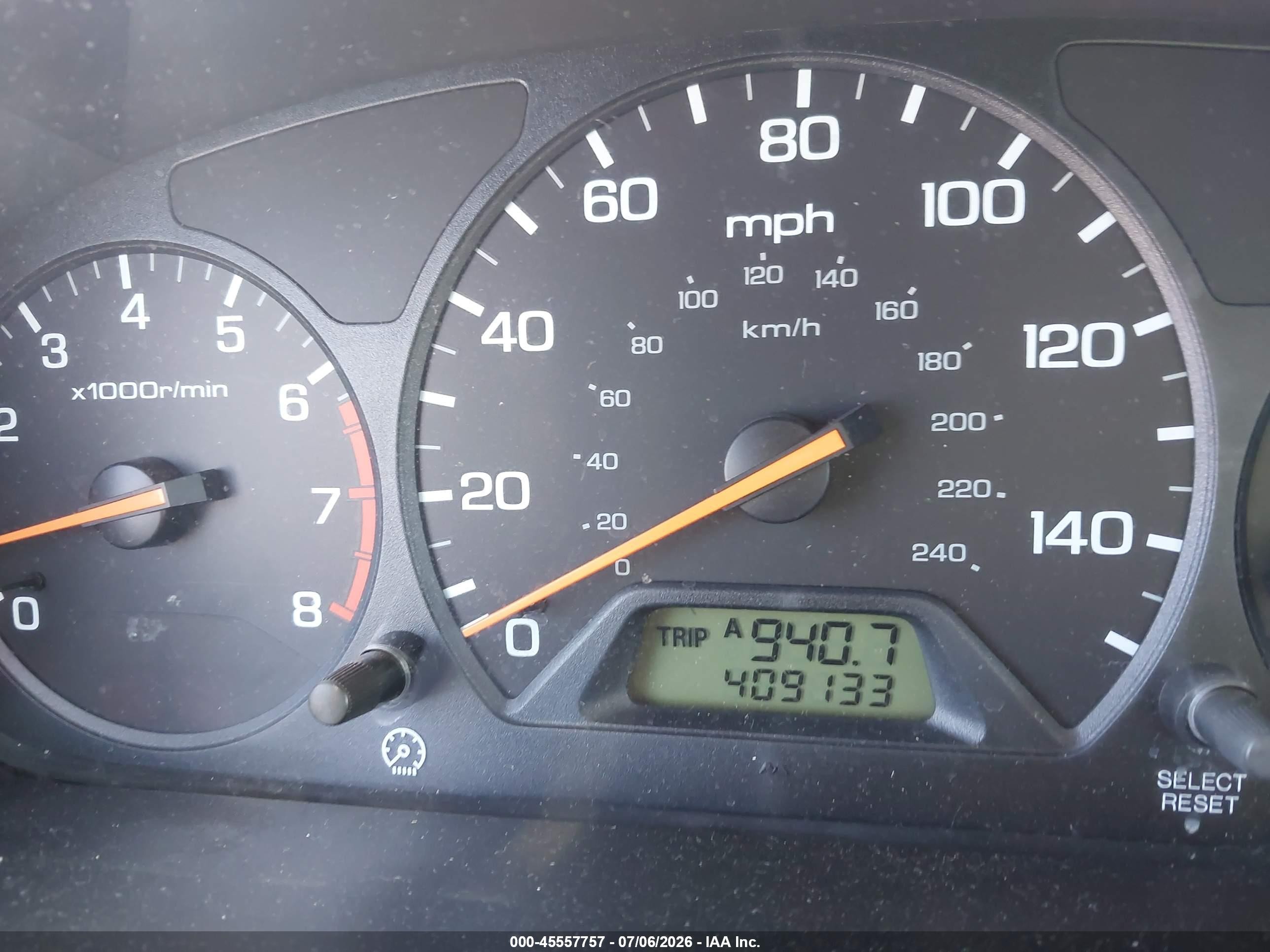 1998 Honda Accord Lx Silver vin: 1HGCG5545WA209417