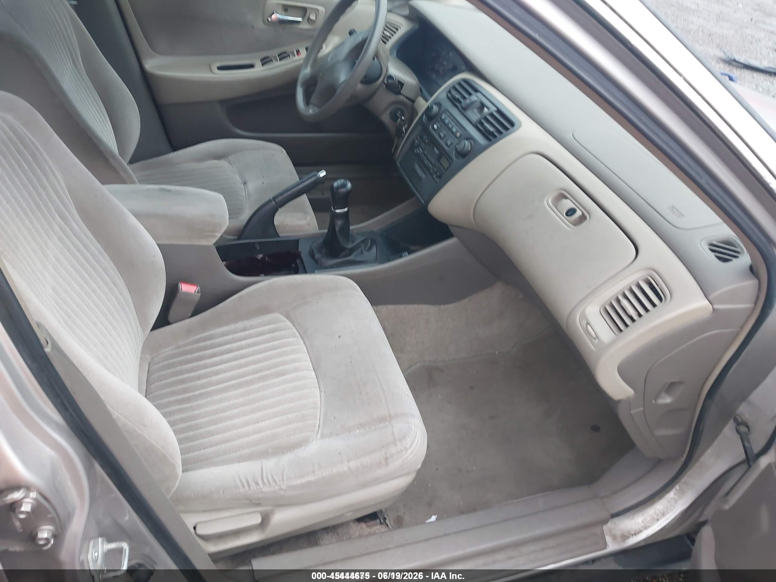 1998 Honda Accord Lx Gray vin: 1HGCG5548WA055723
