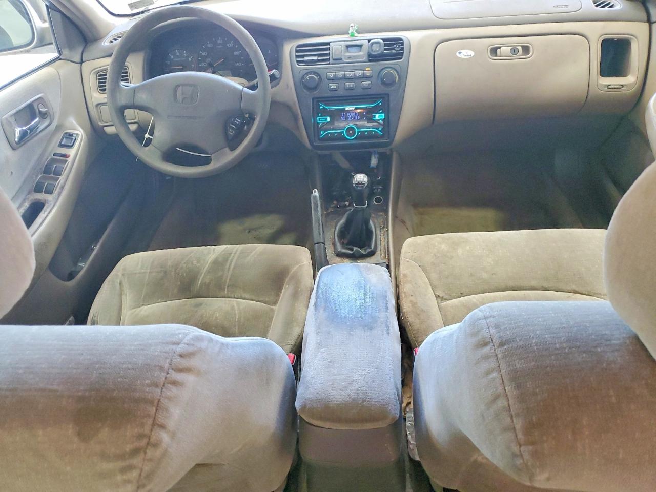 2001 Honda Accord Lx Бежевый vin: 1HGCG554X1A014132