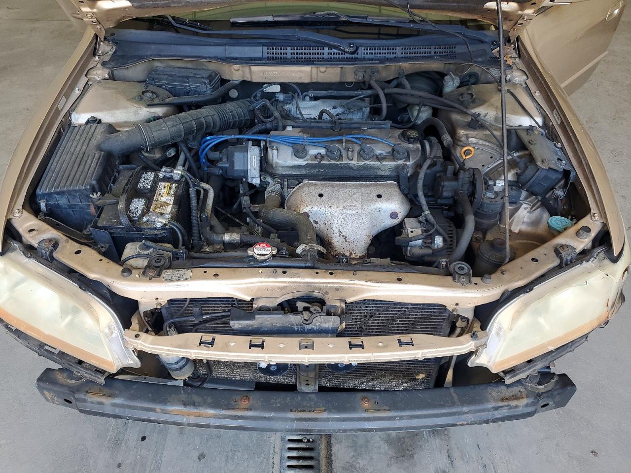2001 Honda Accord Lx Бежевый vin: 1HGCG554X1A014132