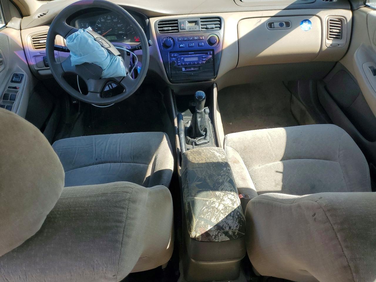 2001 Honda Accord Lx Tan vin: 1HGCG554X1A017810