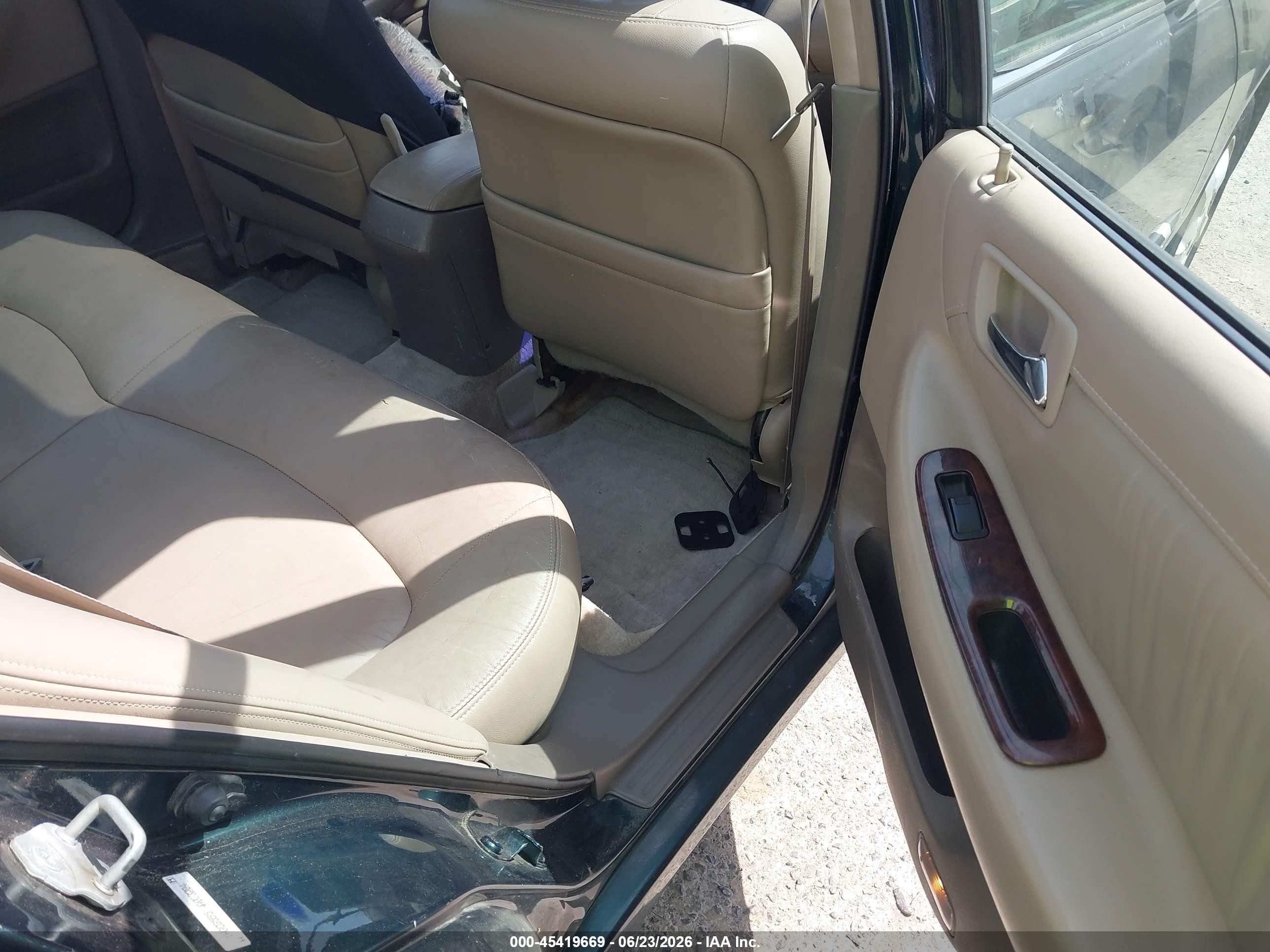 1998 Honda Accord Ex Green vin: 1HGCG5551WA063204