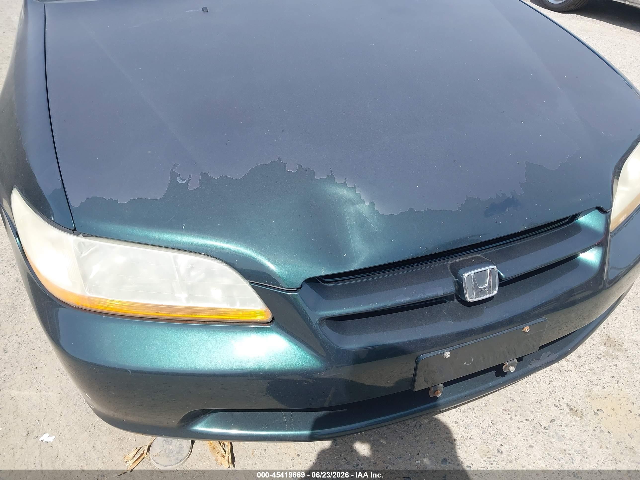 1998 Honda Accord Ex Green vin: 1HGCG5551WA063204