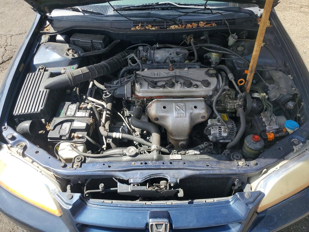 1999 Honda Accord Ex Blue vin: 1HGCG5552XA128403