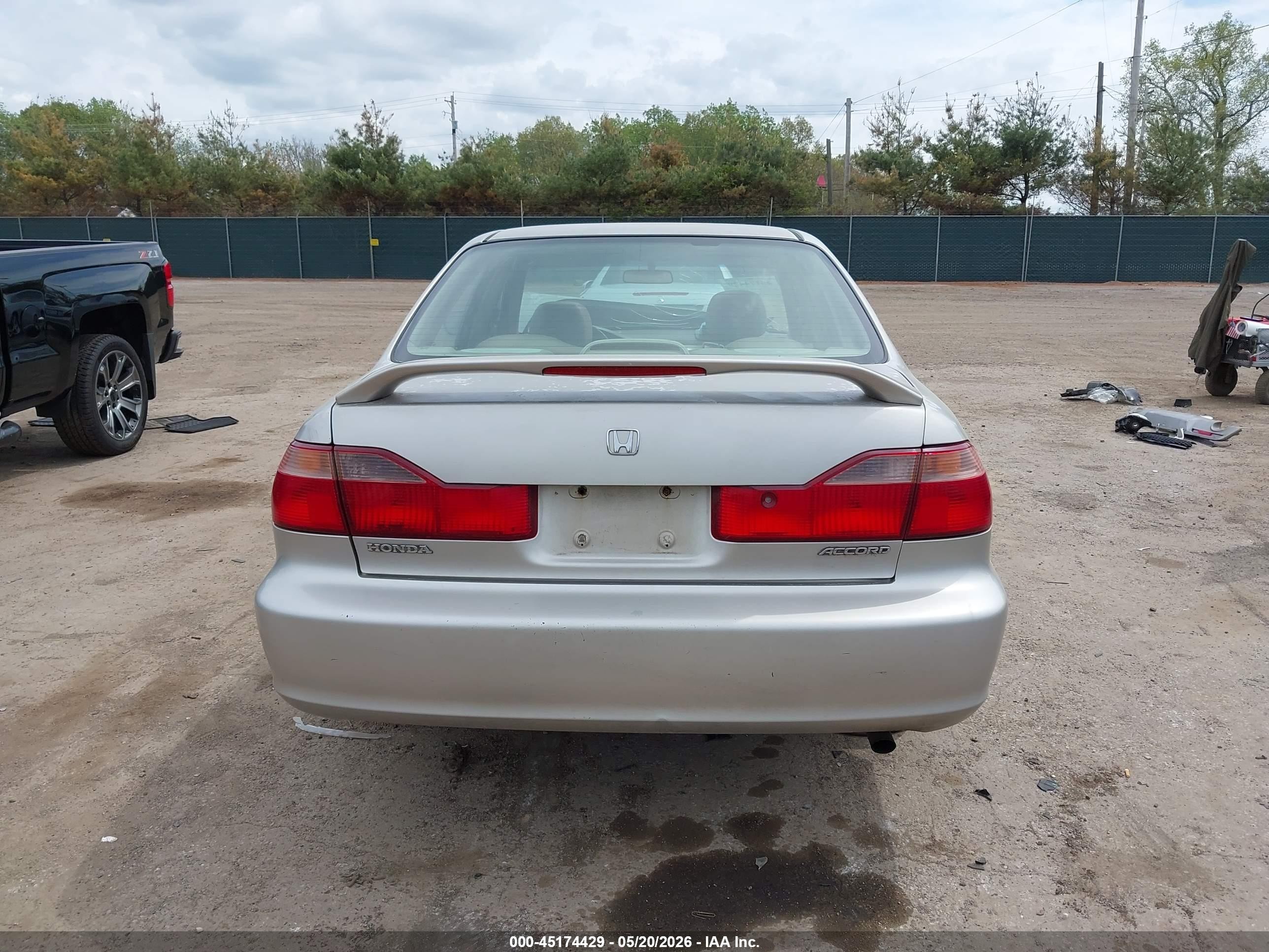 1999 Honda Accord Ex Silver vin: 1HGCG5554XA113062