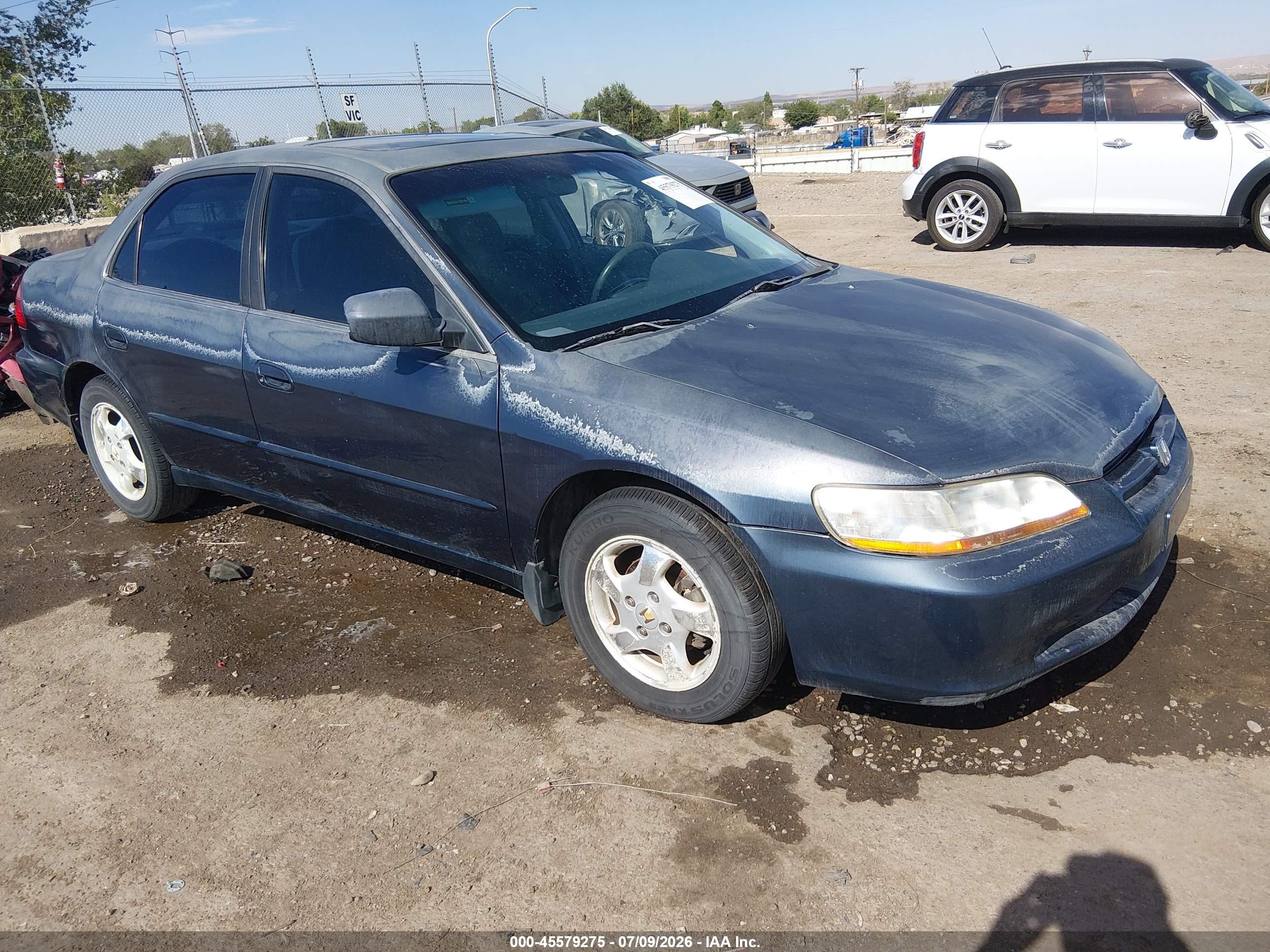 1999 Honda Accord Ex Blue vin: 1HGCG5555XA057181