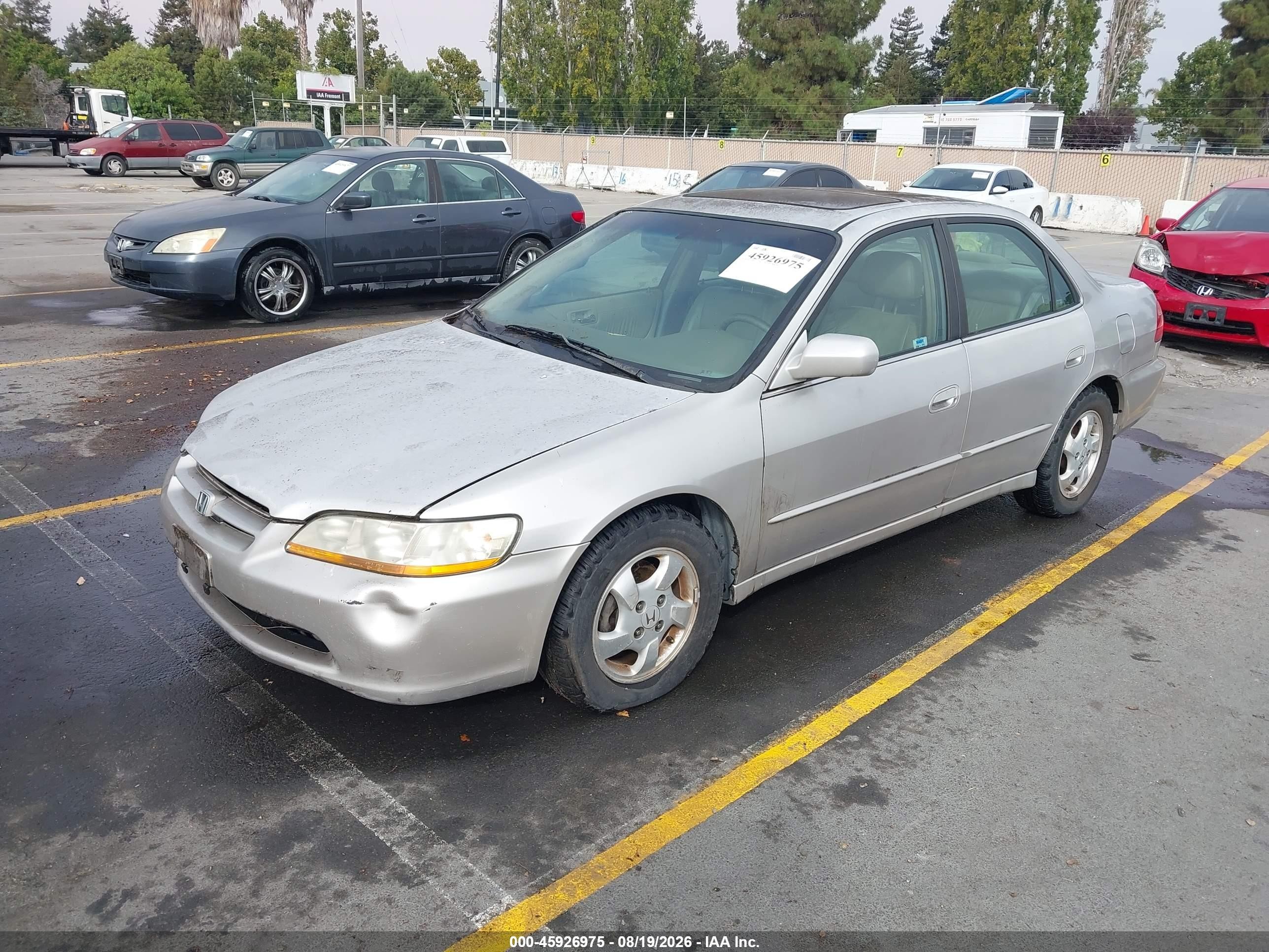 1998 Honda Accord Ex Gray vin: 1HGCG5558WA138772