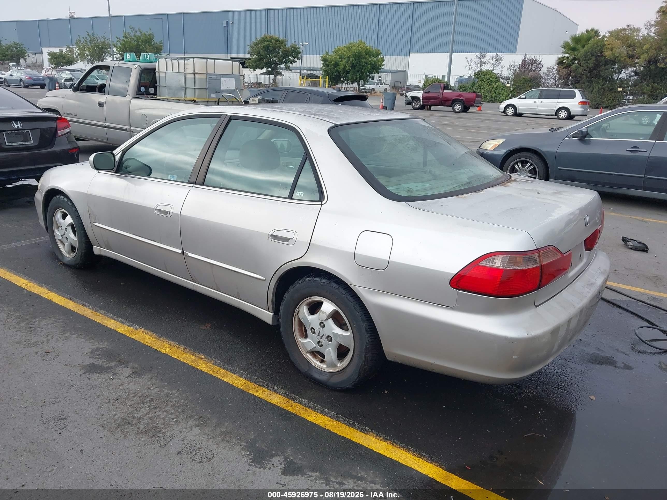 1998 Honda Accord Ex Gray vin: 1HGCG5558WA138772