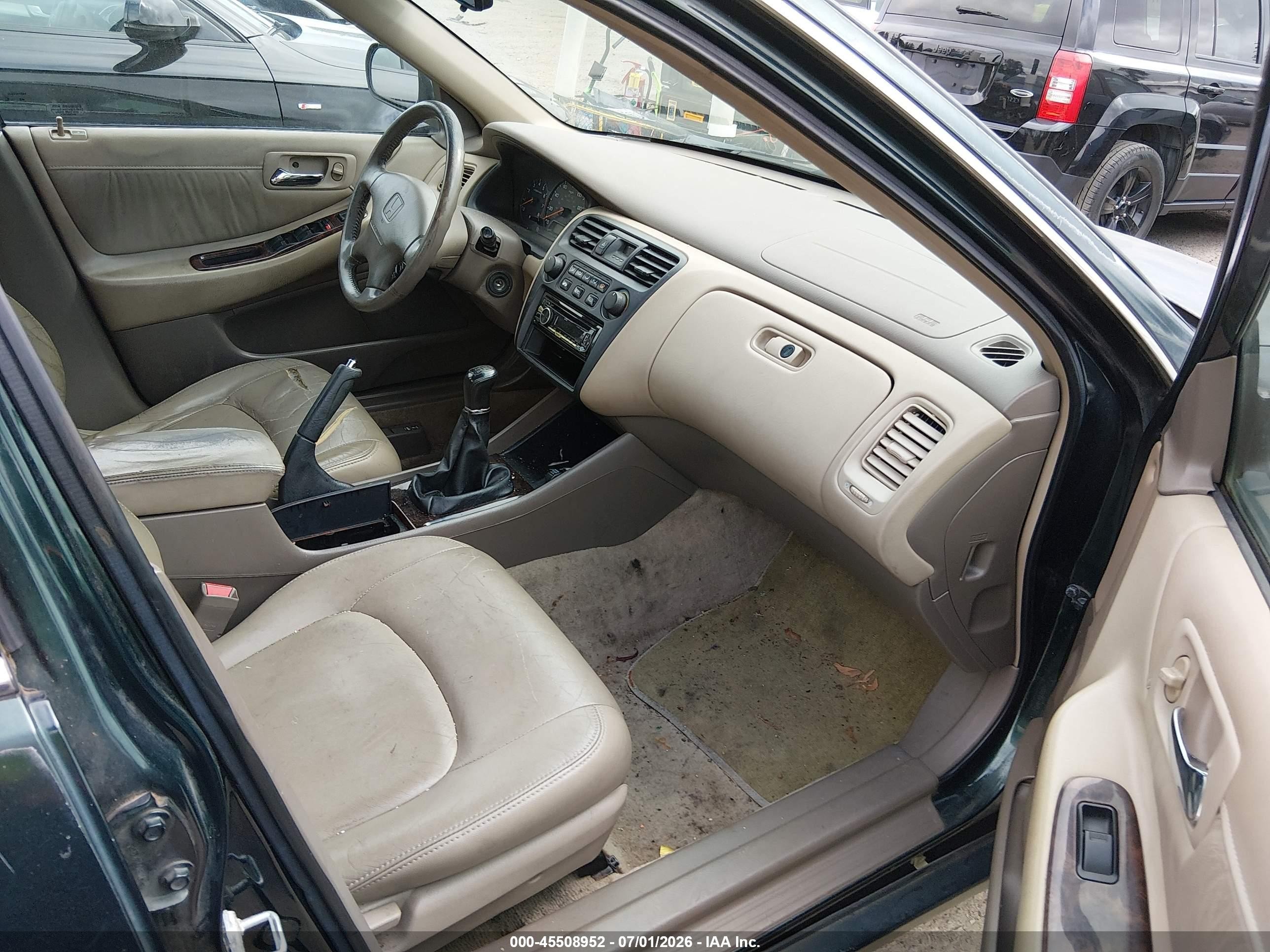 1998 Honda Accord Ex Green vin: 1HGCG555XWA261361
