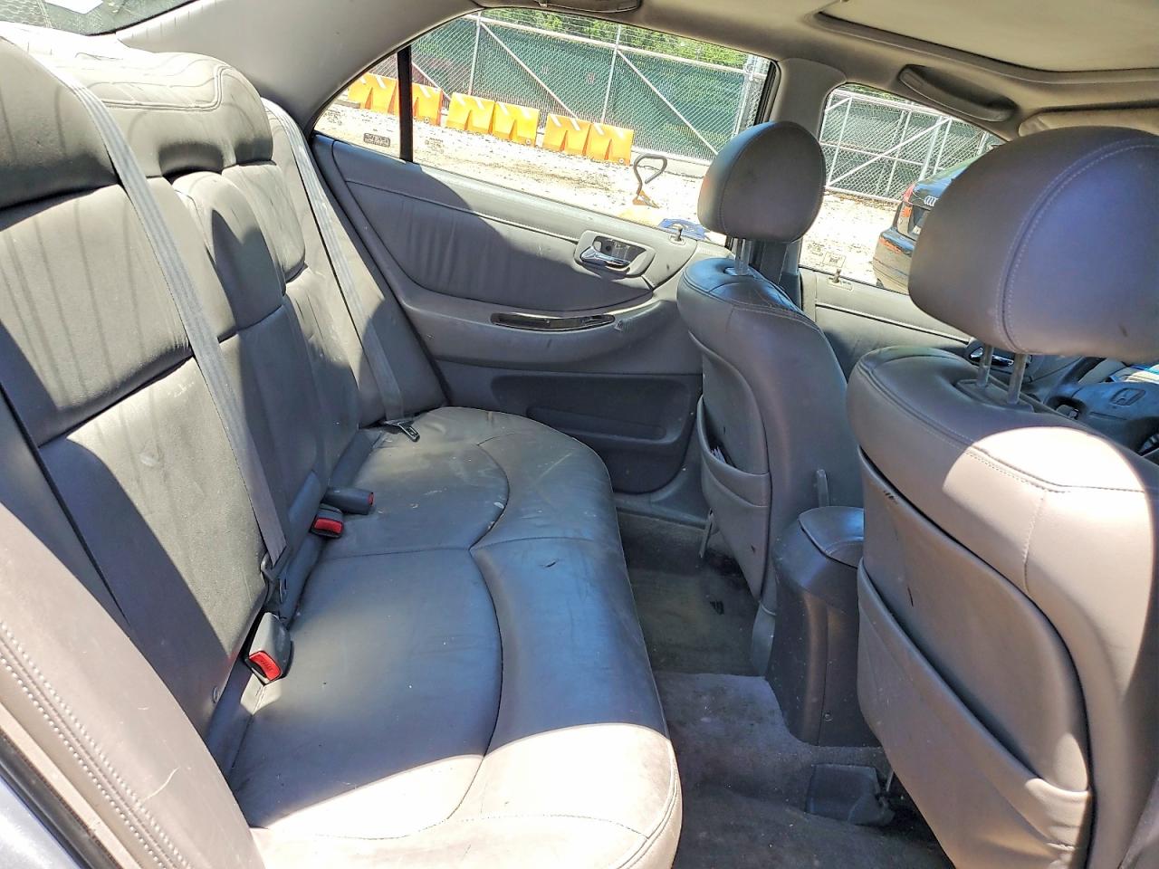 2001 Honda Accord Ex Серебряный vin: 1HGCG55671A056811