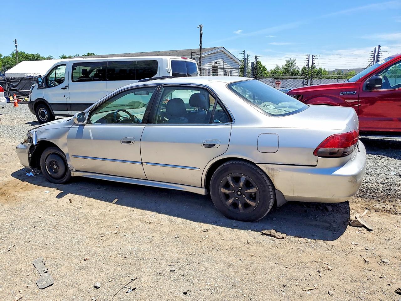 2001 Honda Accord Ex Серебряный vin: 1HGCG55671A056811