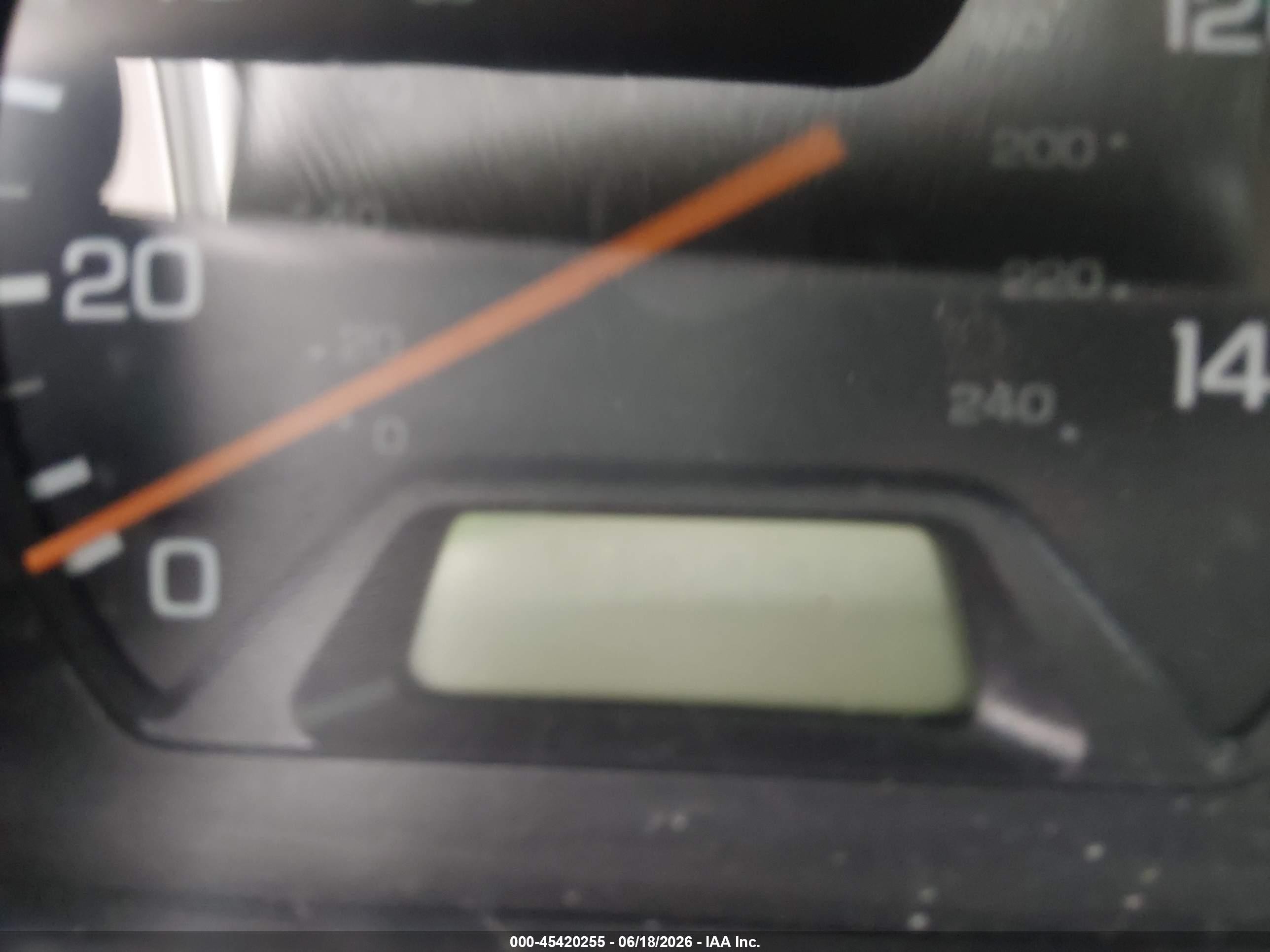 2002 Honda Accord 2.3 Ex White vin: 1HGCG556X2A151817