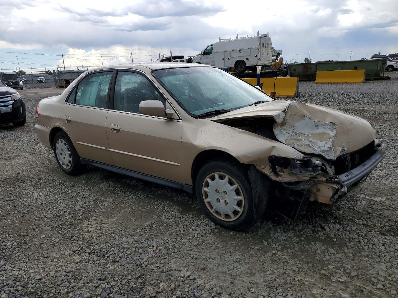 2002 Honda Accord Lx Tan vin: 1HGCG56402A040142