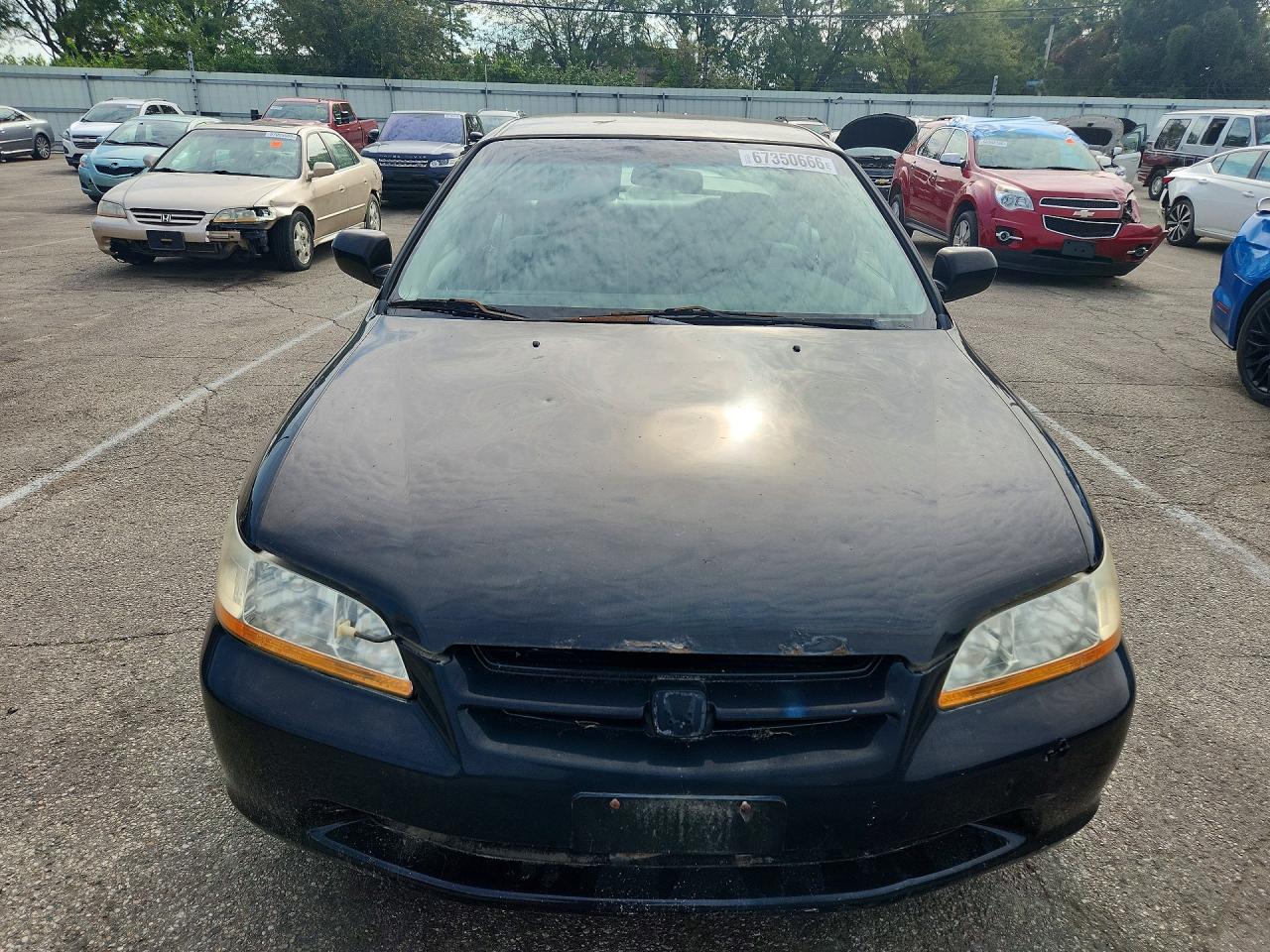 2000 Honda Accord Lx Черный vin: 1HGCG5640YA033801