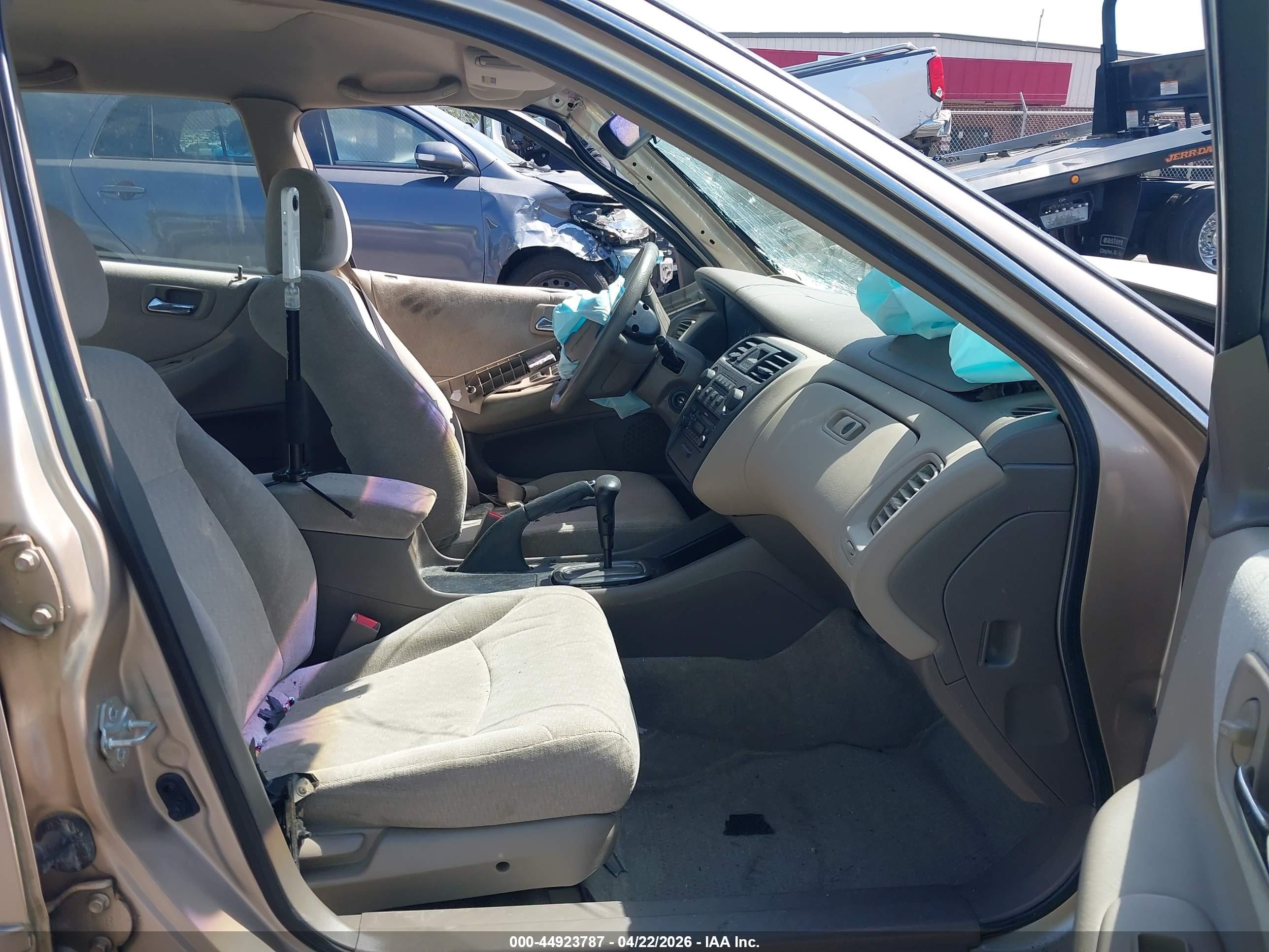2002 Honda Accord 2.3 Lx Gold vin: 1HGCG56412A026380