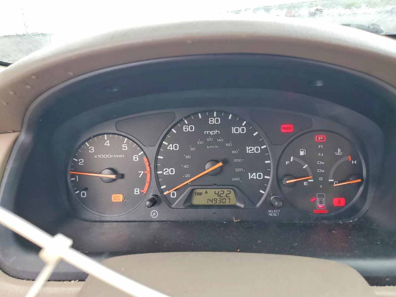 1998 Honda Accord Lx Silver vin: 1HGCG5641WA007351