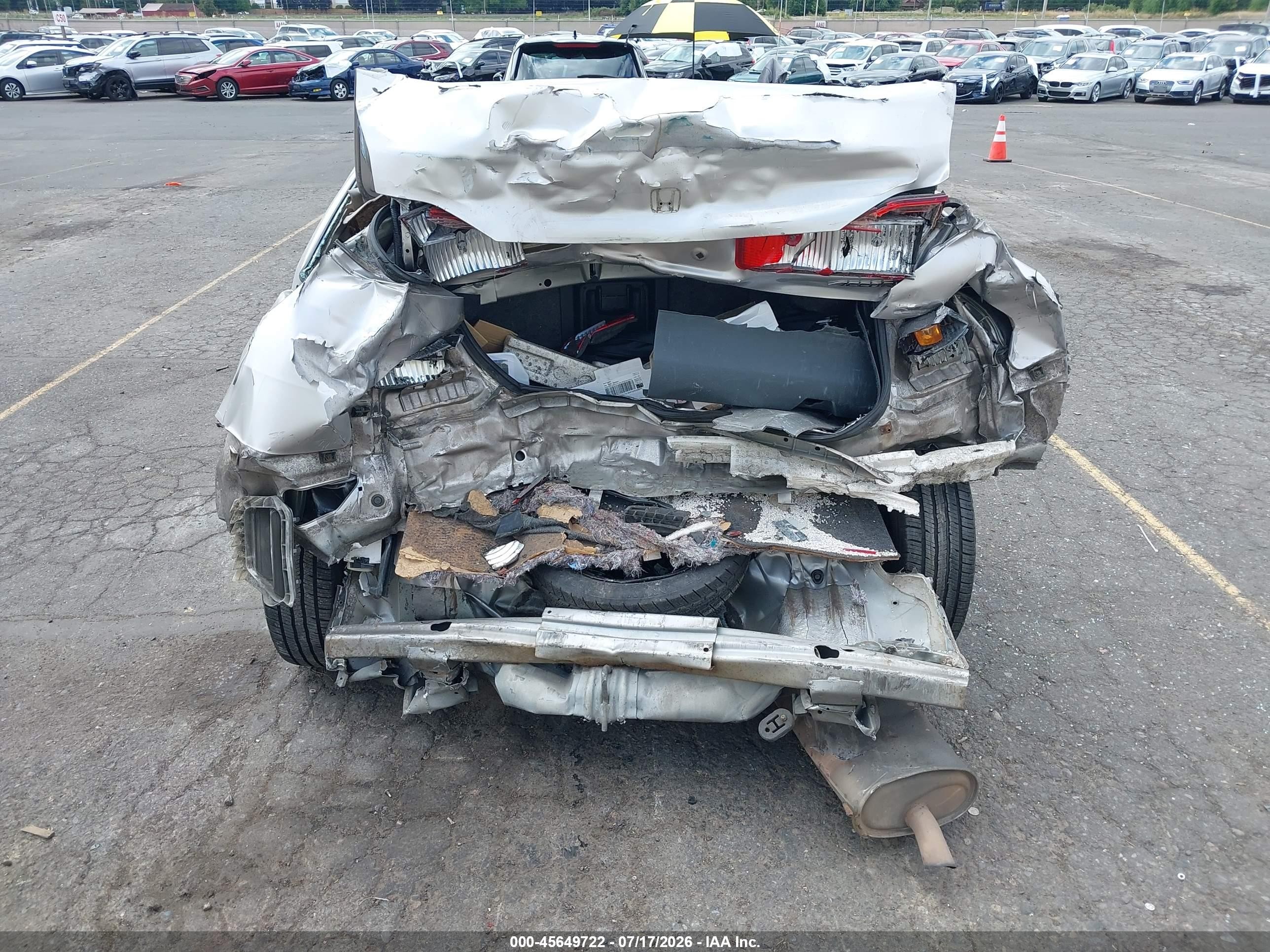 1998 Honda Accord Lx Silver vin: 1HGCG5641WA080946