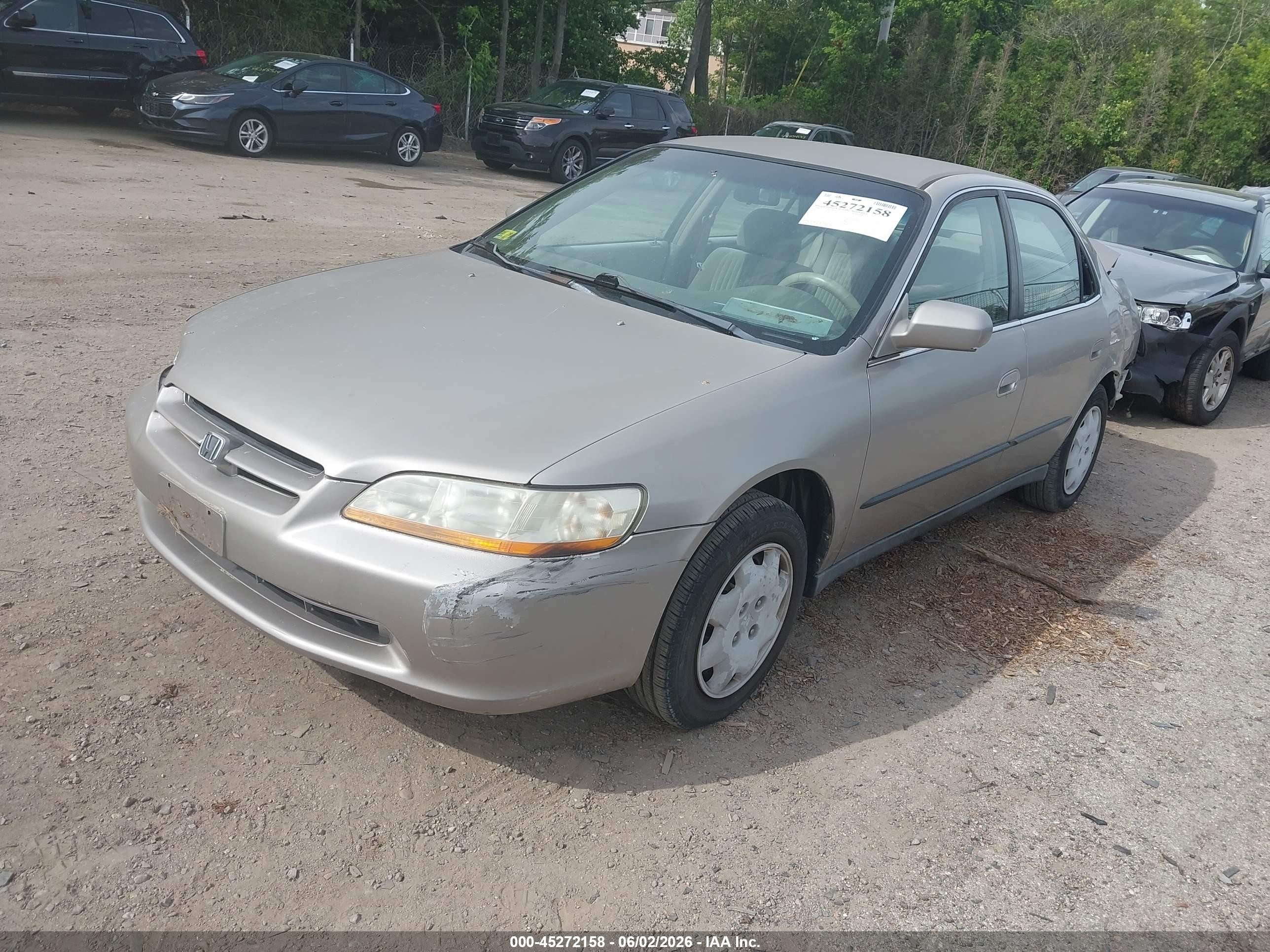 1998 Honda Accord Lx Champagne vin: 1HGCG5641WA241330