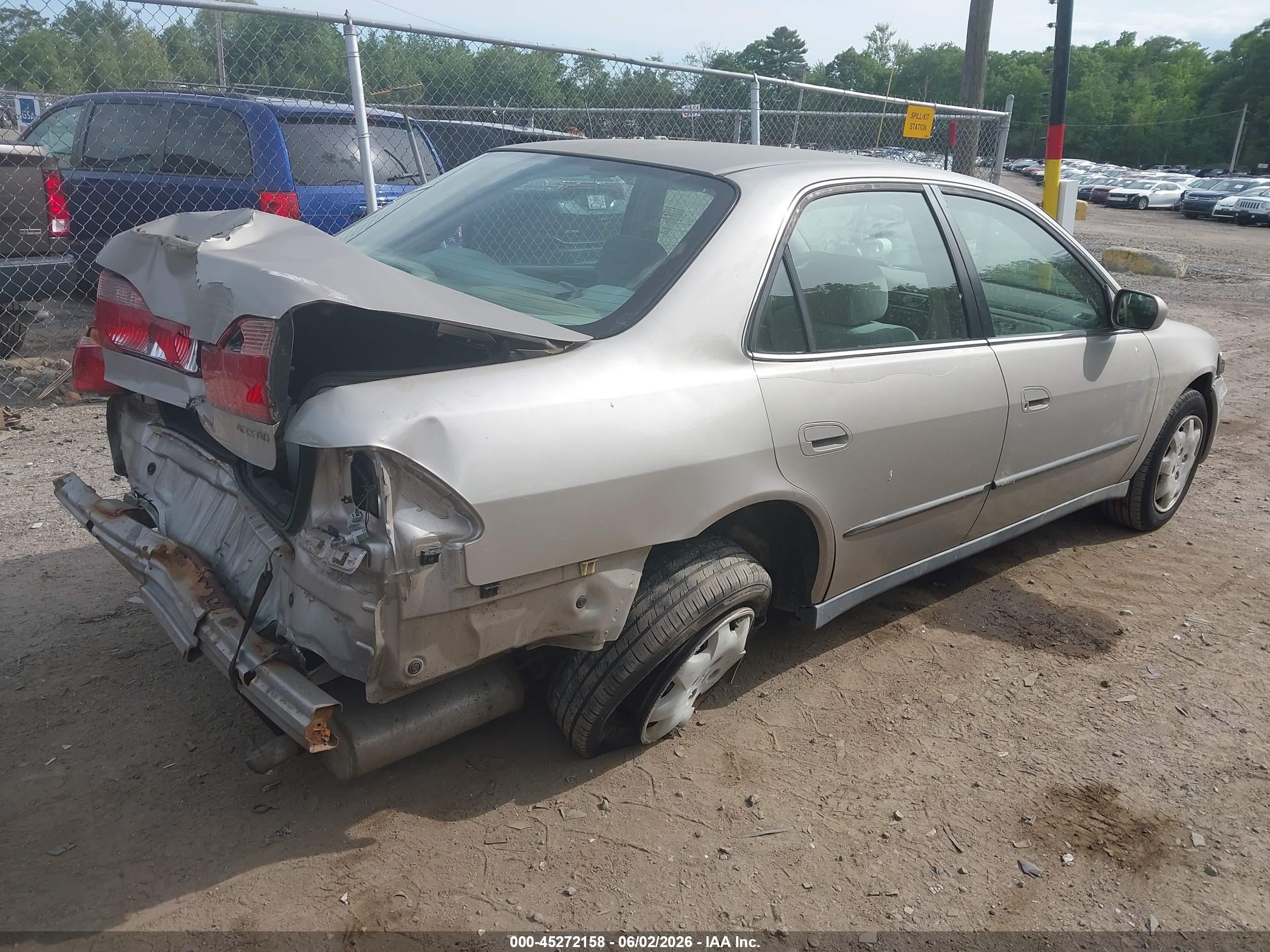 1998 Honda Accord Lx Champagne vin: 1HGCG5641WA241330