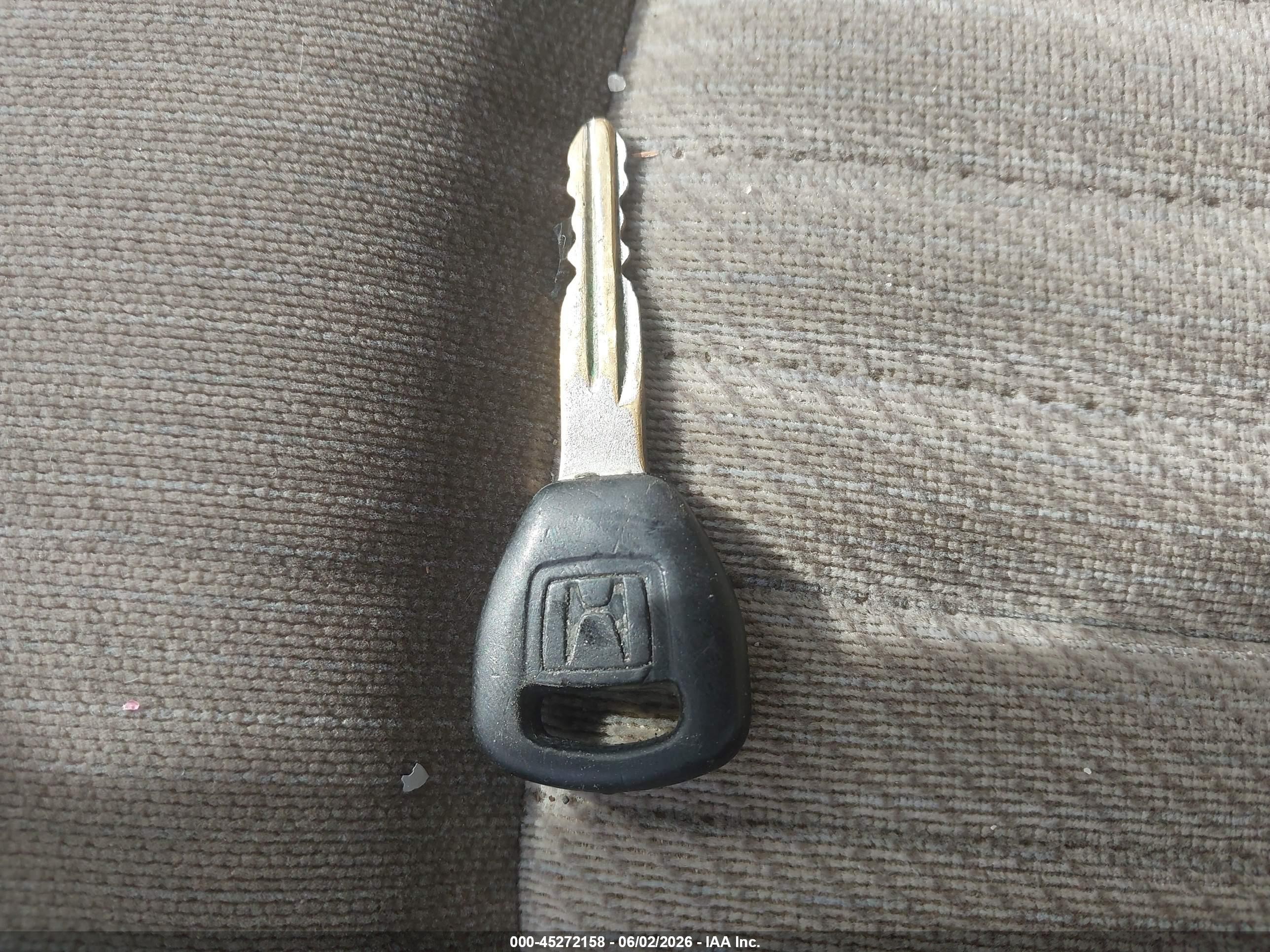 1998 Honda Accord Lx Champagne vin: 1HGCG5641WA241330