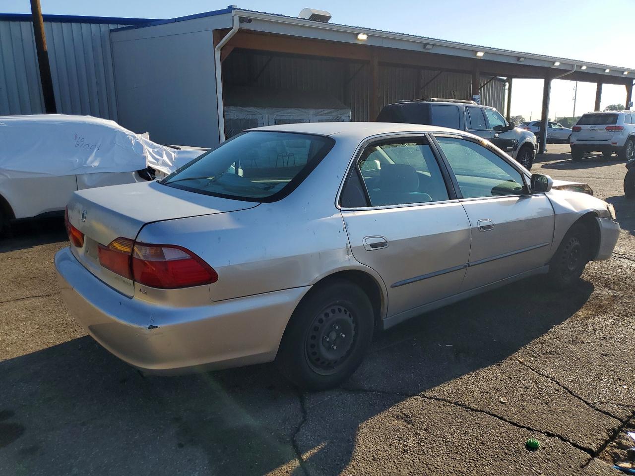 1999 Honda Accord Lx Gold vin: 1HGCG5641XA026211