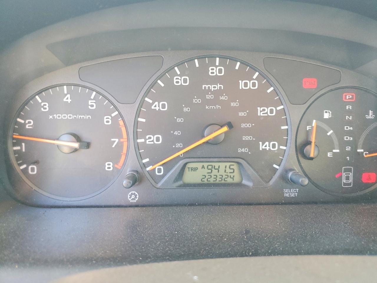 1999 Honda Accord Lx Gold vin: 1HGCG5641XA026211