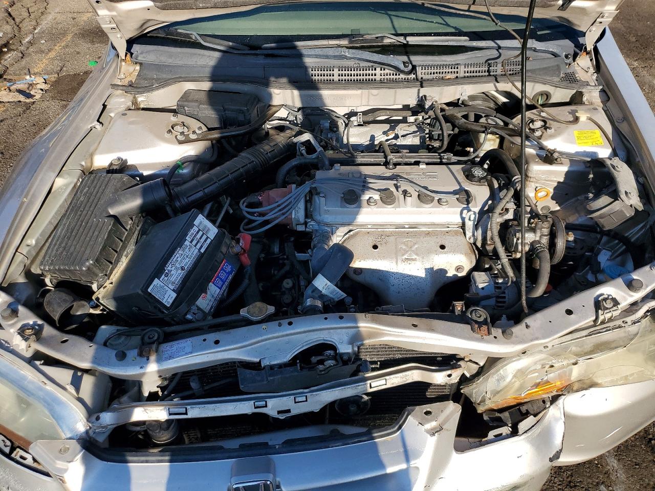 1999 Honda Accord Lx Gold vin: 1HGCG5641XA026211
