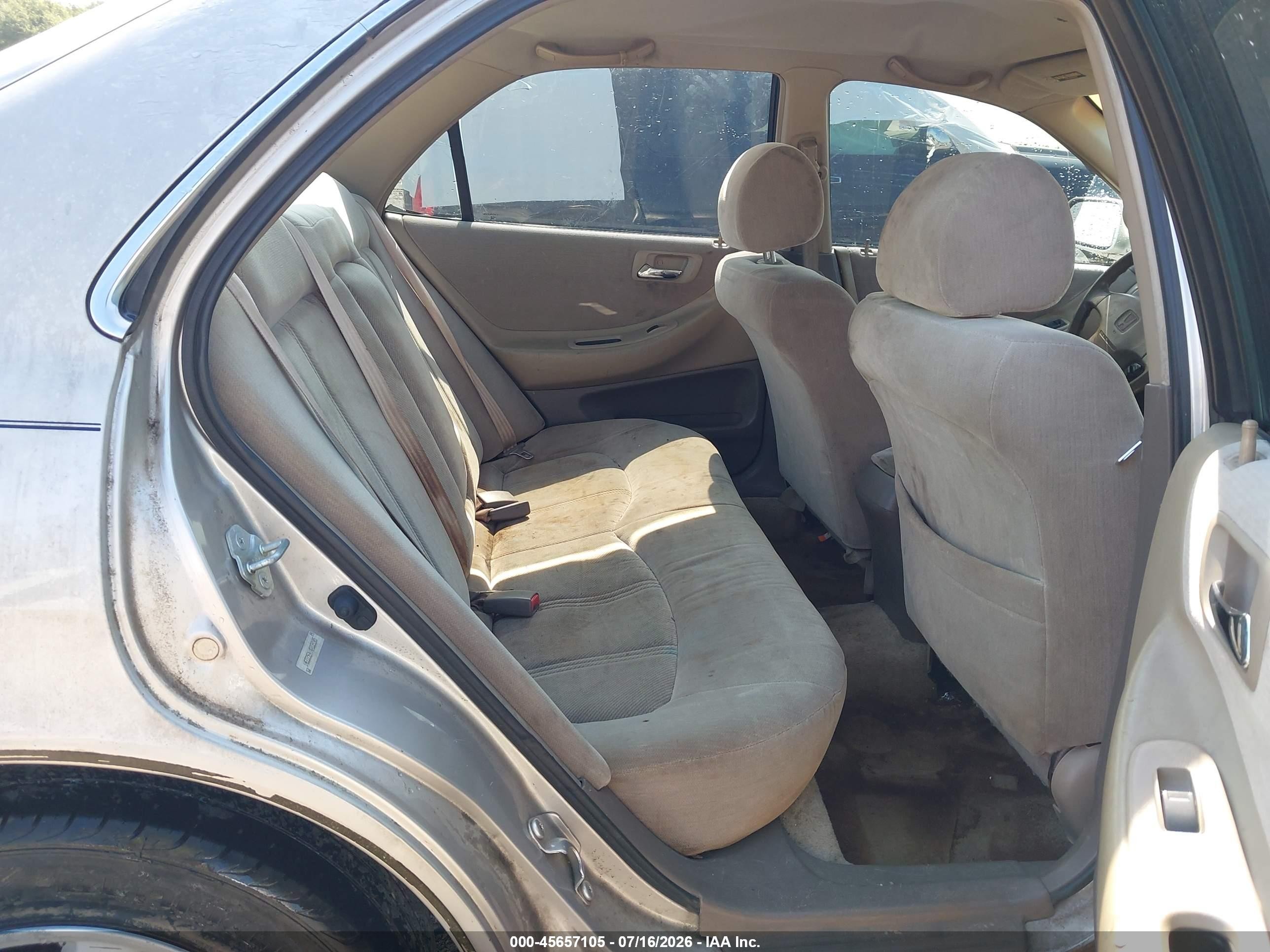 1999 Honda Accord Lx Silver vin: 1HGCG5641XA039105