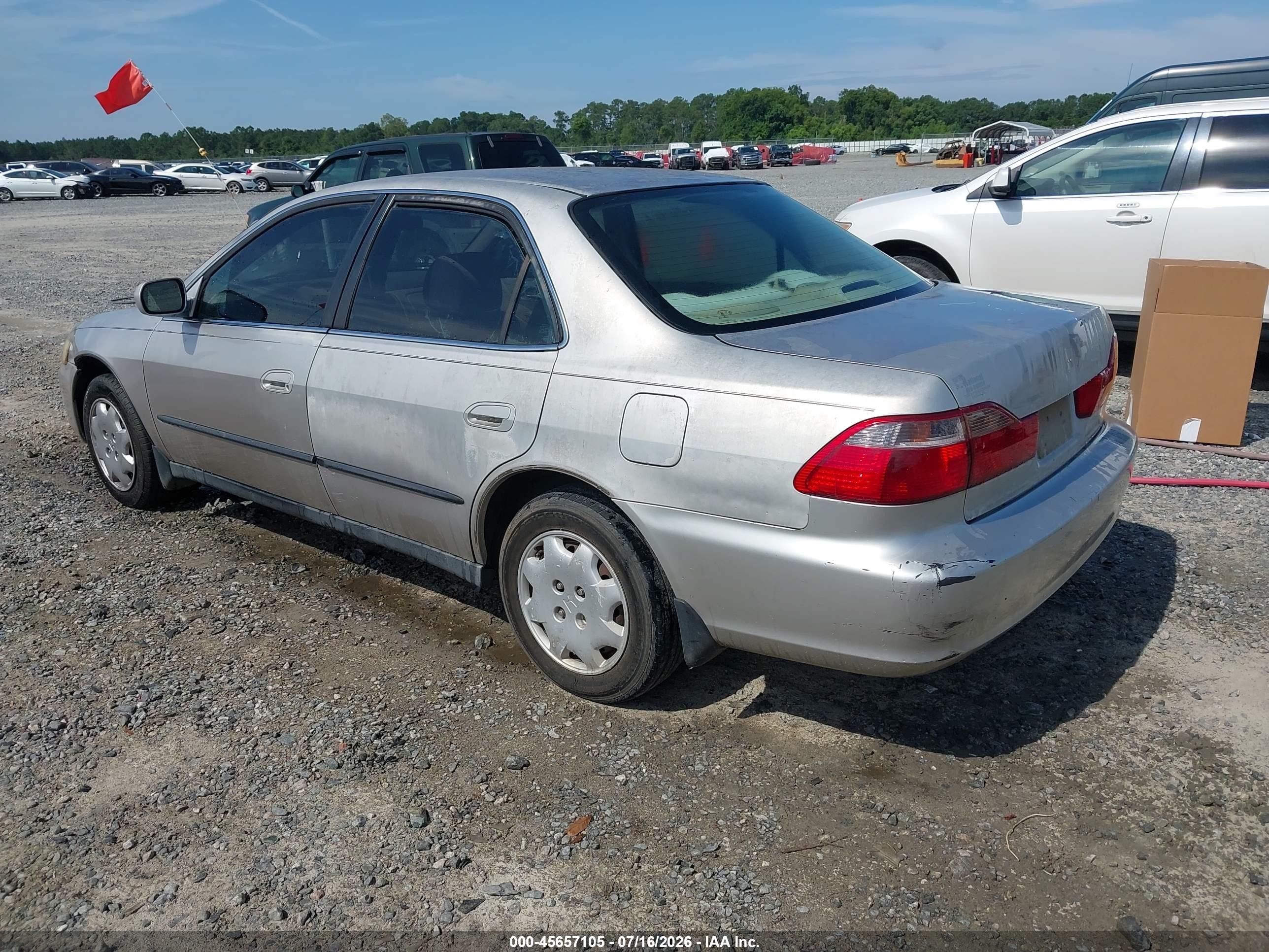 1999 Honda Accord Lx Silver vin: 1HGCG5641XA039105