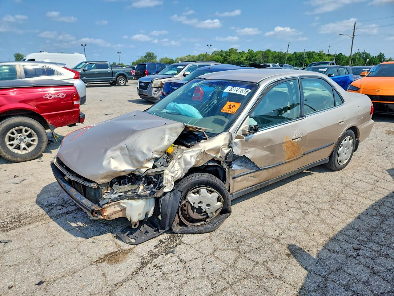 2000 Honda Accord Lx Gold vin: 1HGCG5641YA060652